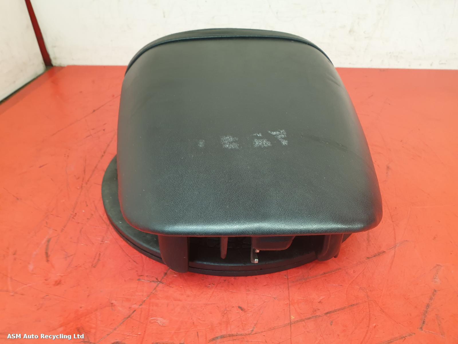 View Auto part 2nd Seat (Rear Seat) Honda Cbr 900 Rr-w 1998