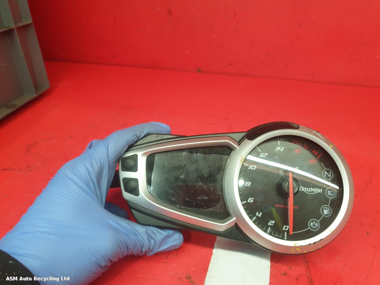 View Auto part Speedometer Triumph Daytona 675 R 2014