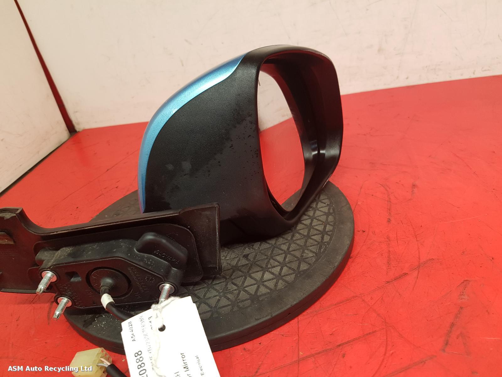 View Auto part R Door Mirror Suzuki Splash 2013