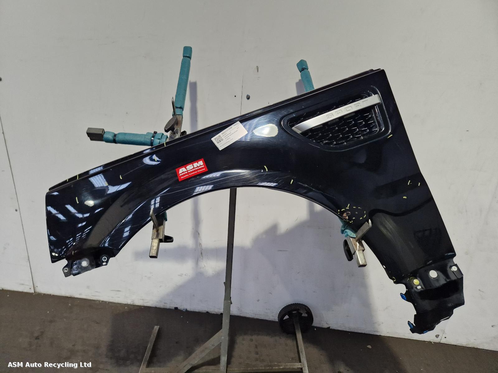 View Auto part L Wing Land Rover Range Rover Sport 2007