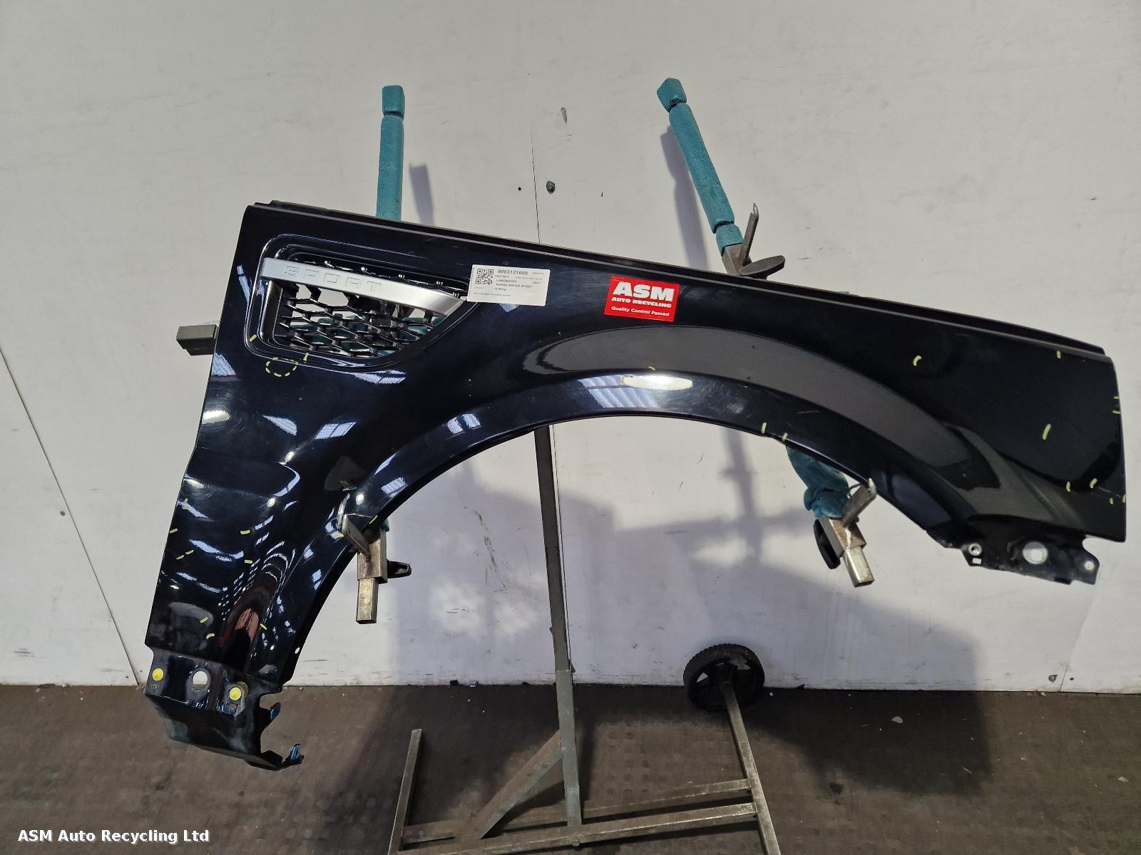 View Auto part R Wing Land Rover Range Rover Sport 2007