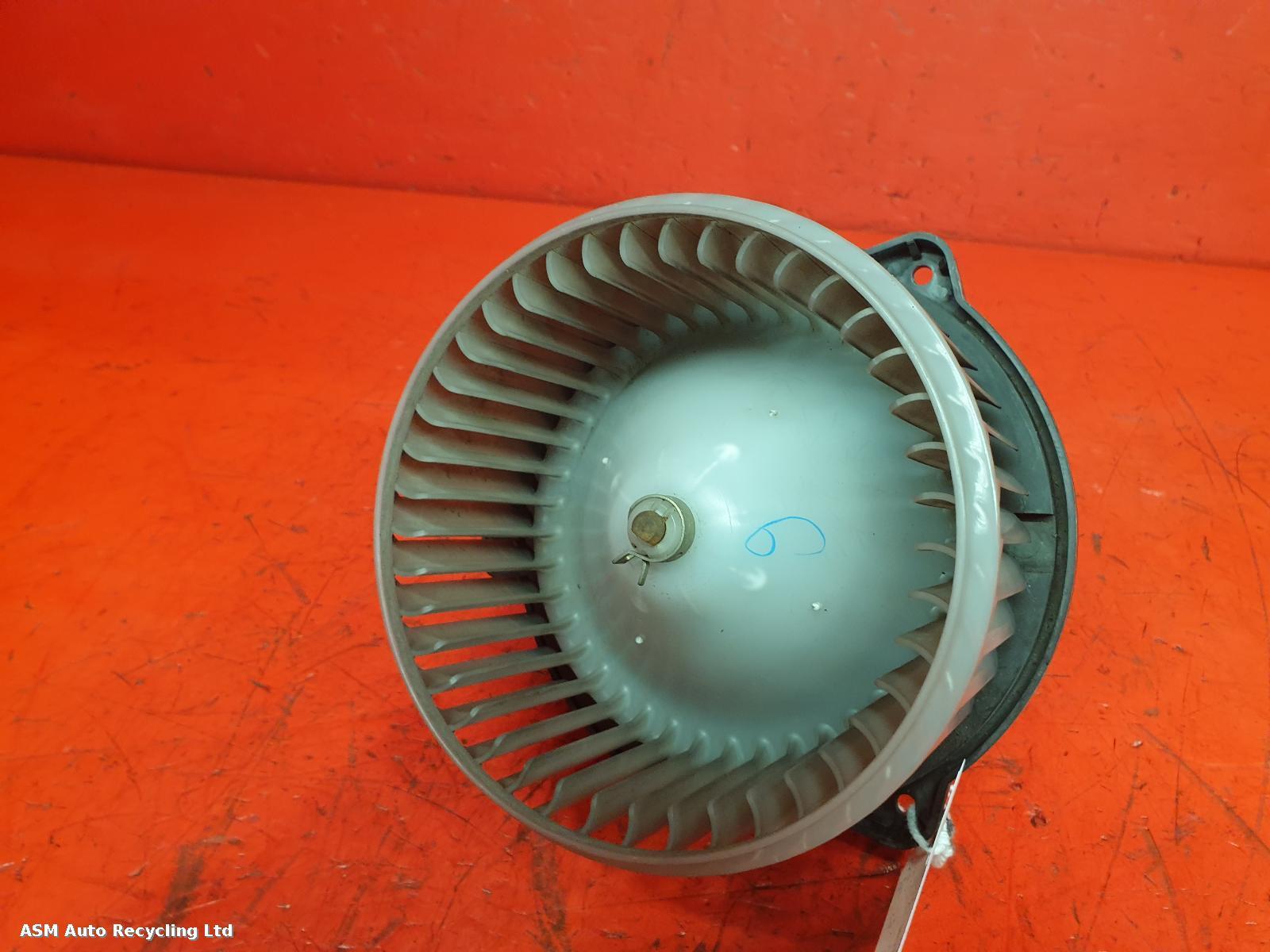 View Auto part Heater Motor/Assembly Land Rover Discovery 2007