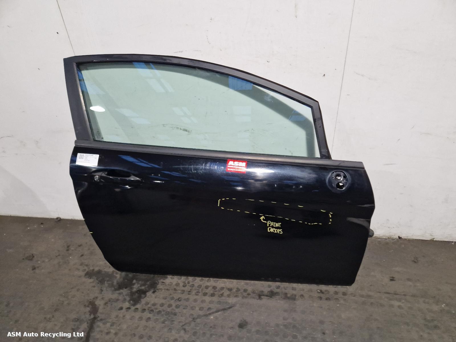 View Auto part R Front Door Ford Fiesta 2016