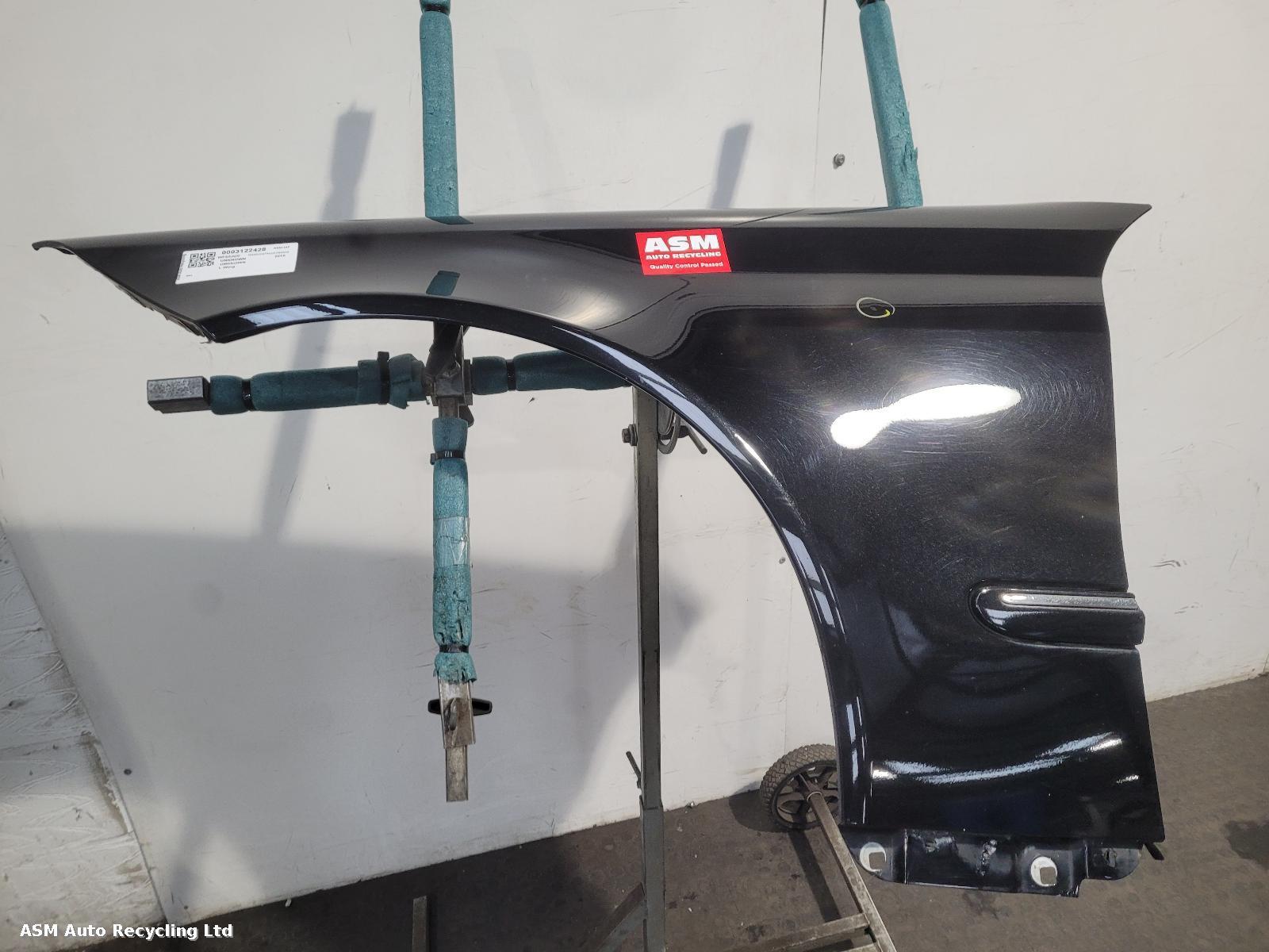 View Auto part L Wing Mercedes Clc 2010