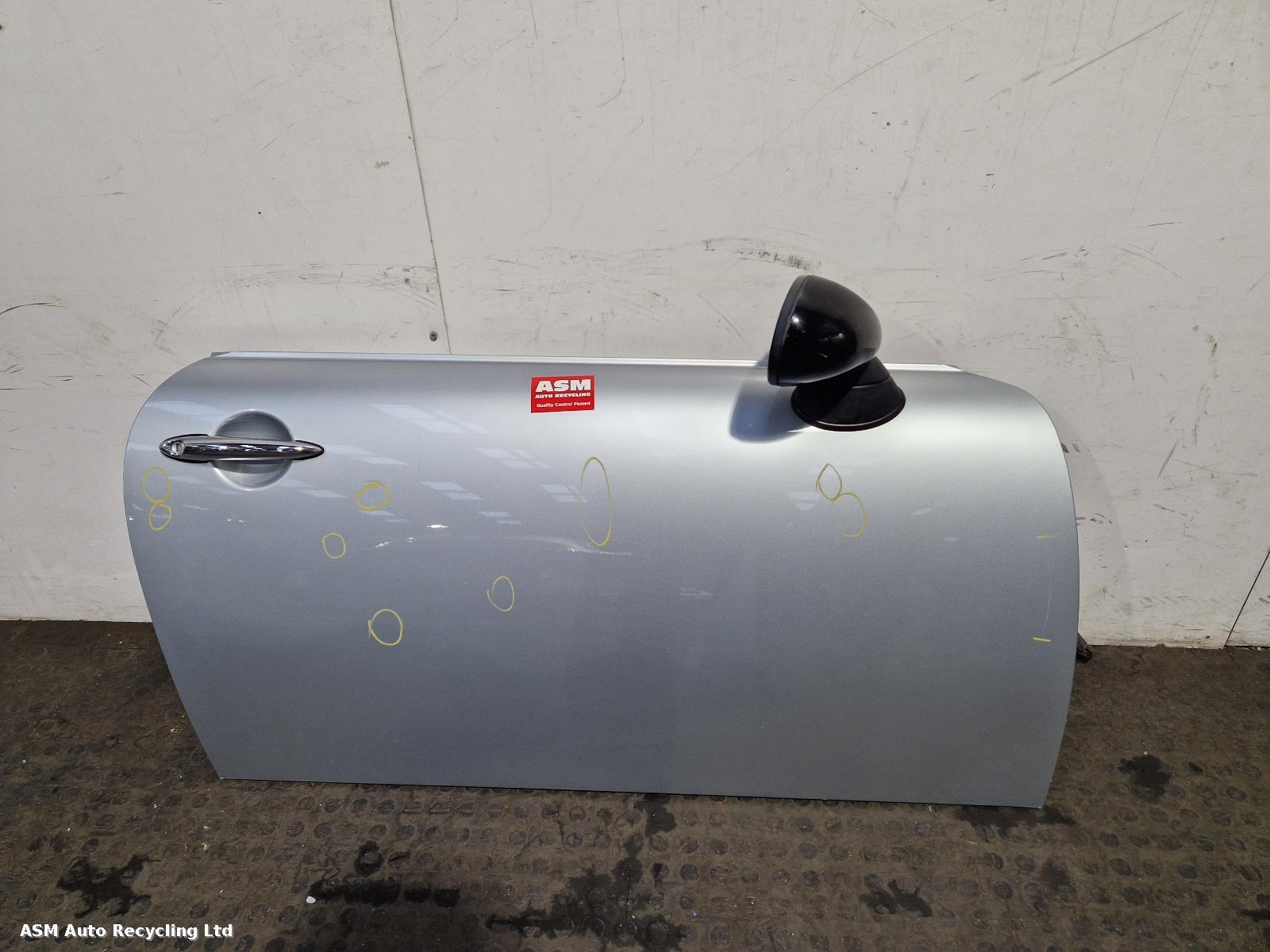View Auto part R Front Door Mini (bmw) Mini 2003
