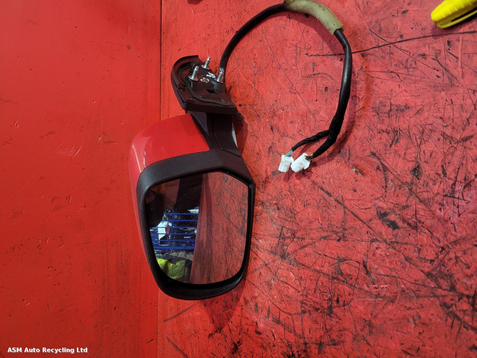 View Auto part L Door Mirror Nissan Leaf 2017
