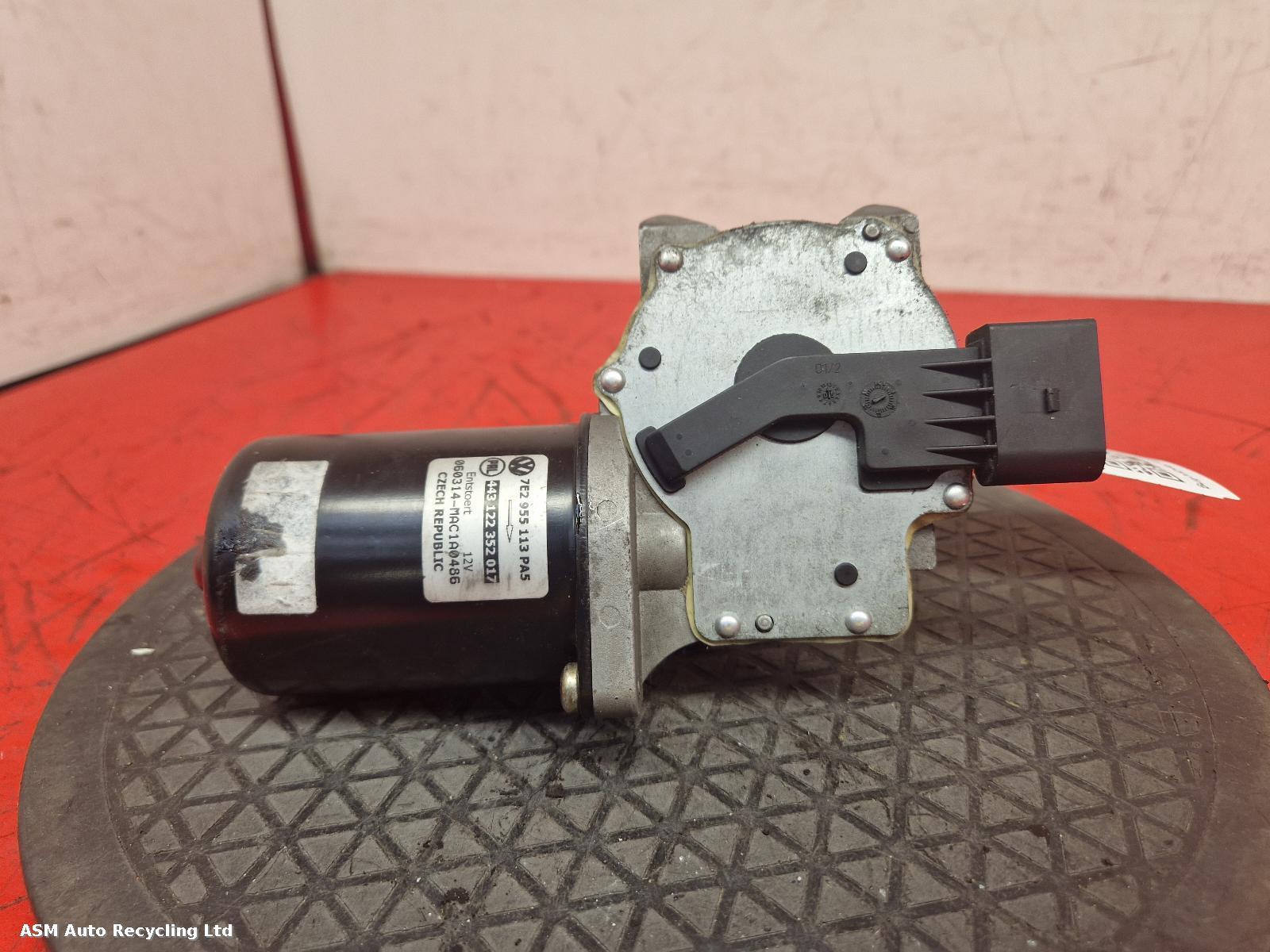 View Auto part Wiper Motor Front Volkswagen Transporter 2006