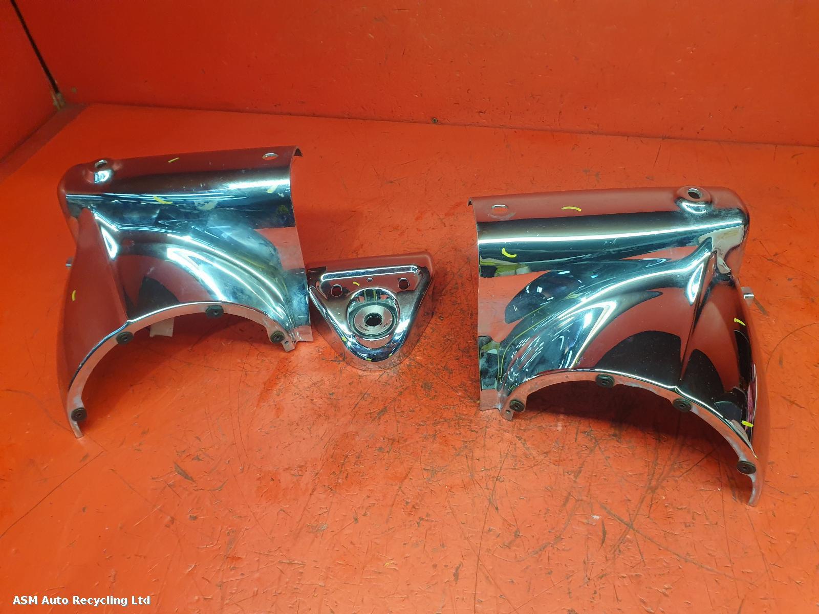 View Auto part Headlight Bracket Right Harley Davidson Road King 2010