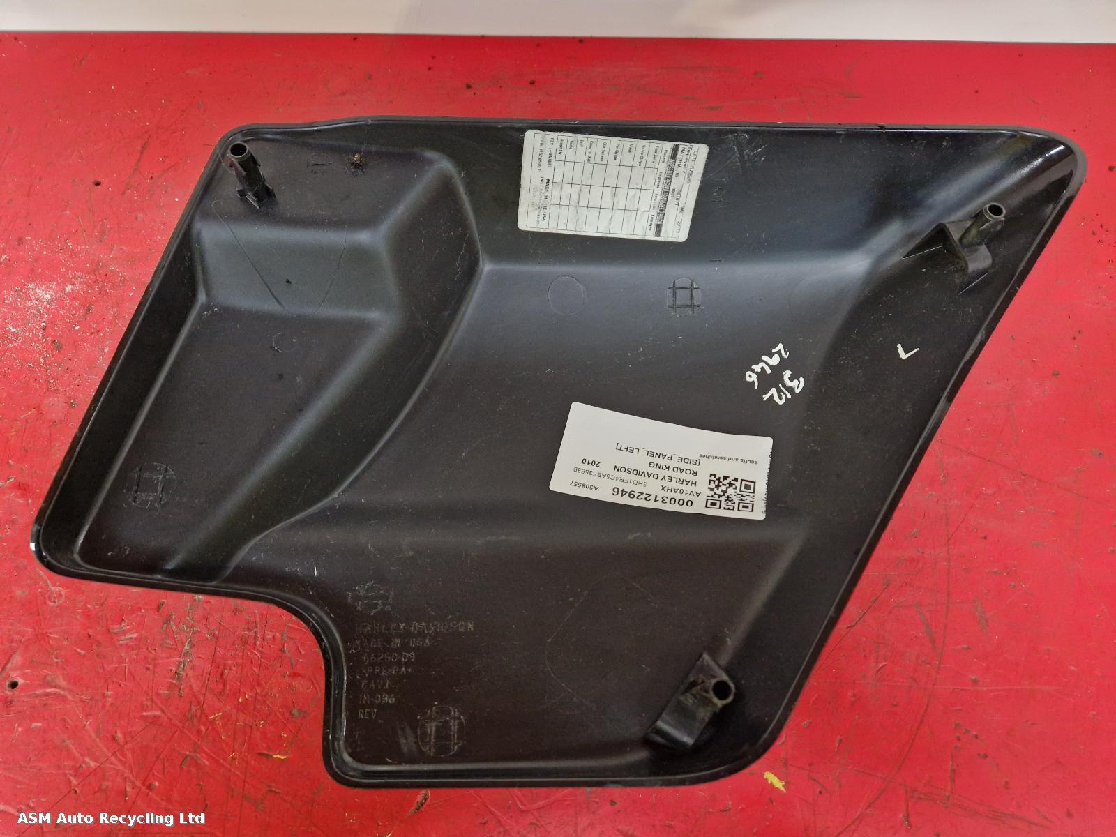 View Auto part Side Panel Left Harley Davidson Road King 2010