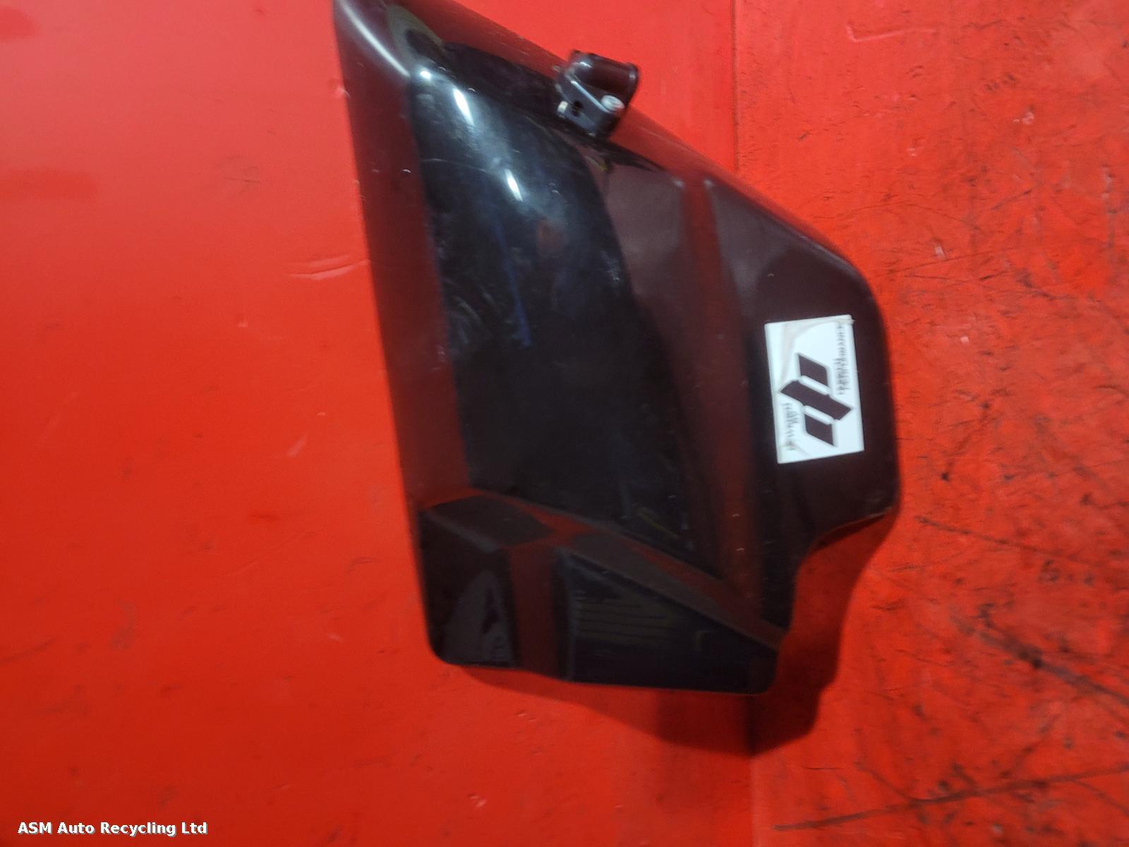 View Auto part Side Panel Right Harley Davidson Road King 2010