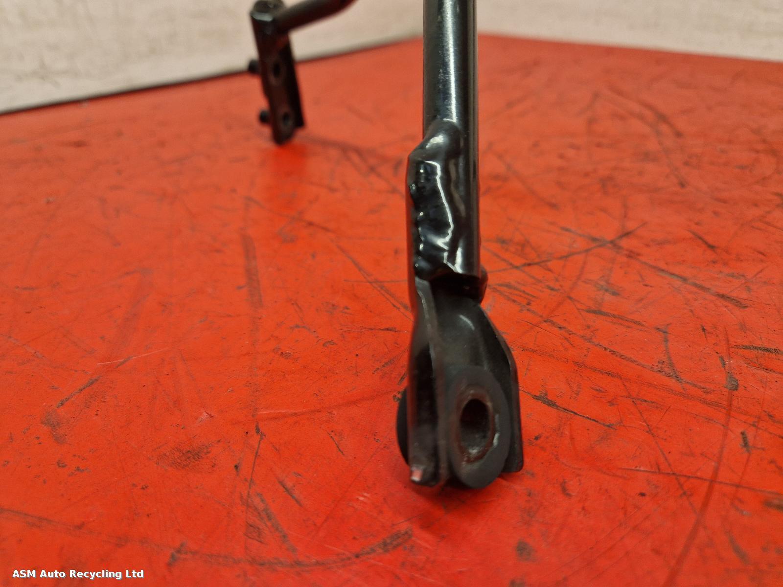 View Auto part Headlight Bracket Right Kawasaki Zx9 R 2000