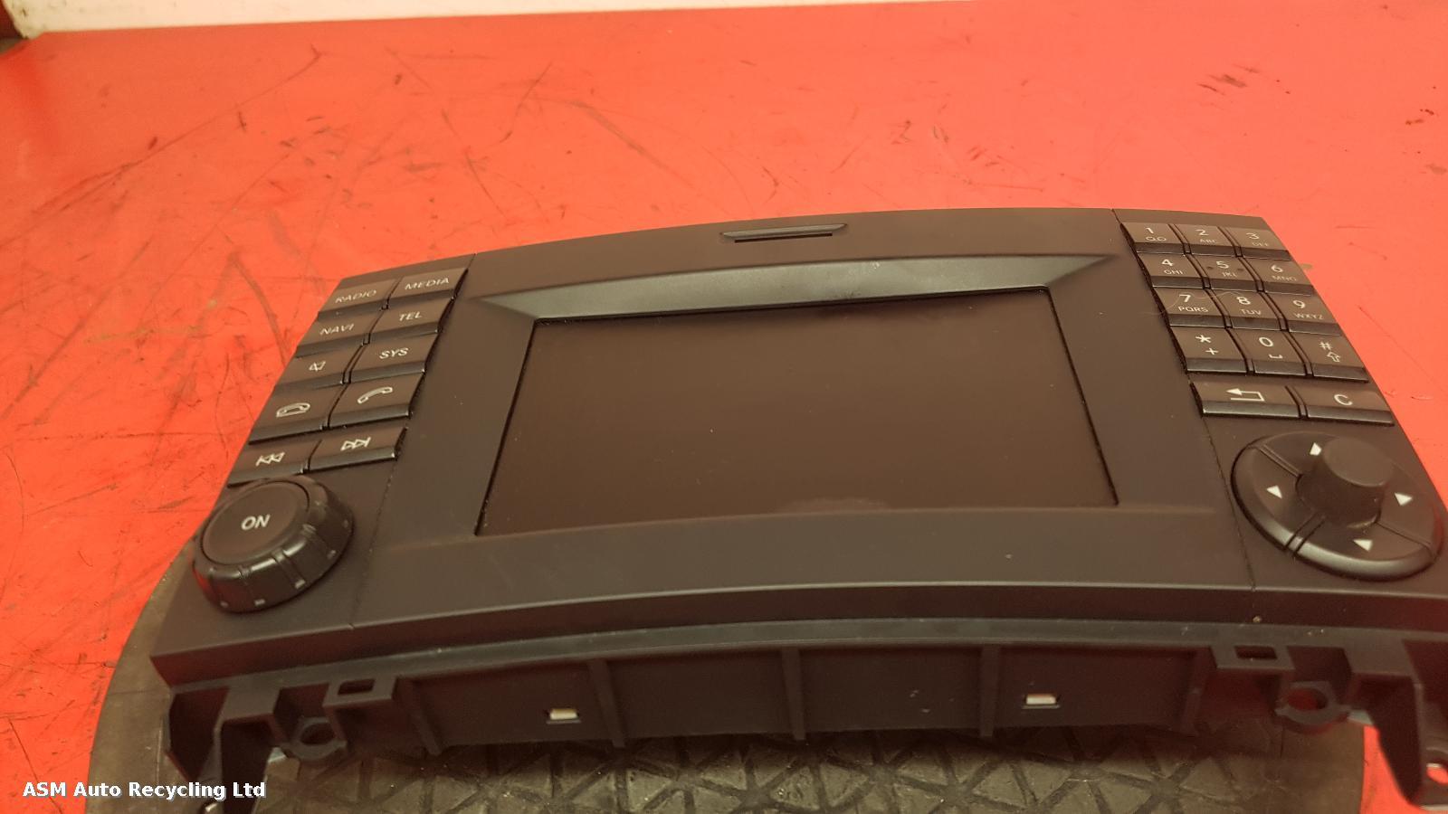 View Auto part Radio Display Mercedes Vito 2018