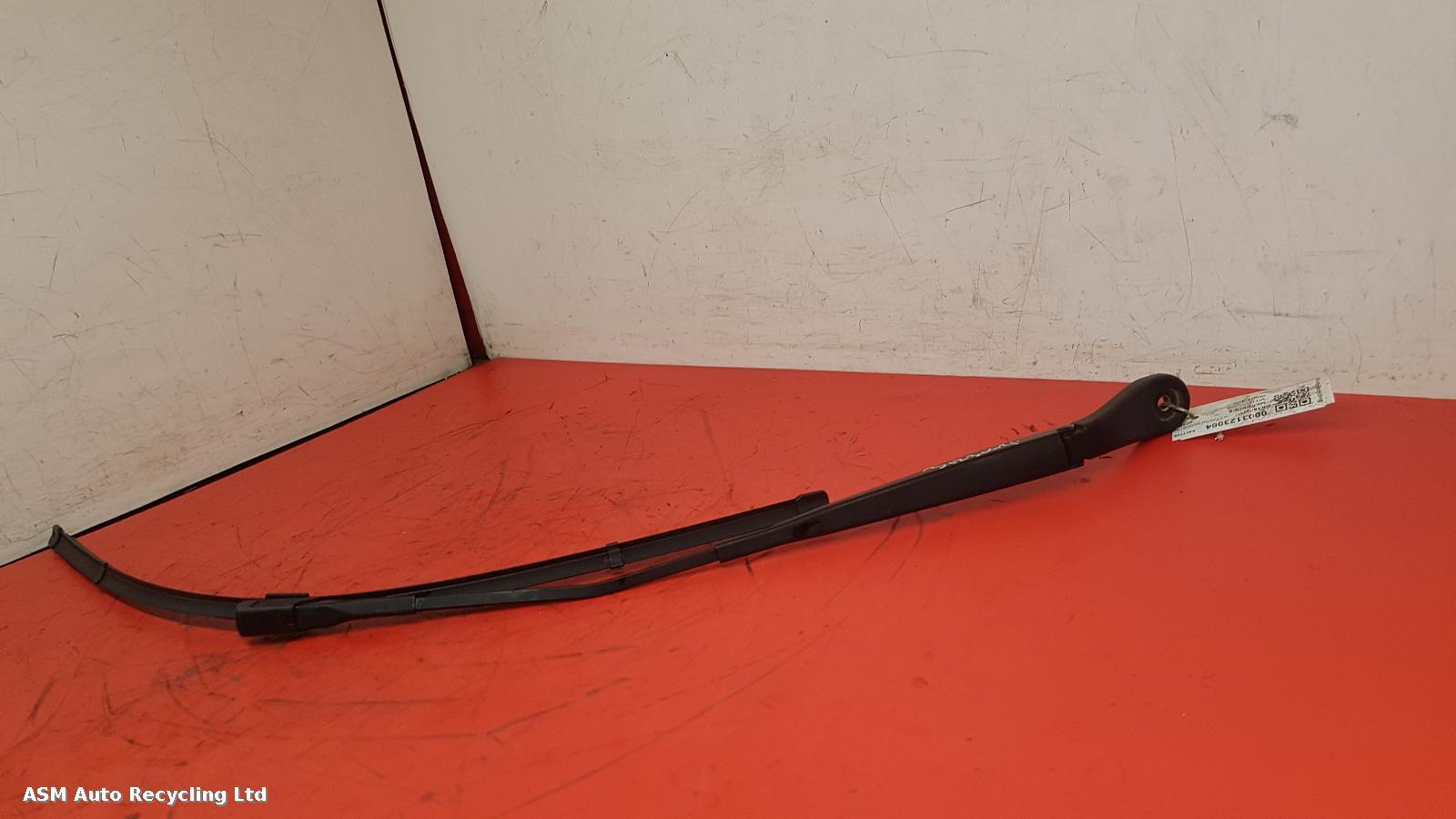 View Auto part Wiper Arm Mercedes Vito 2018
