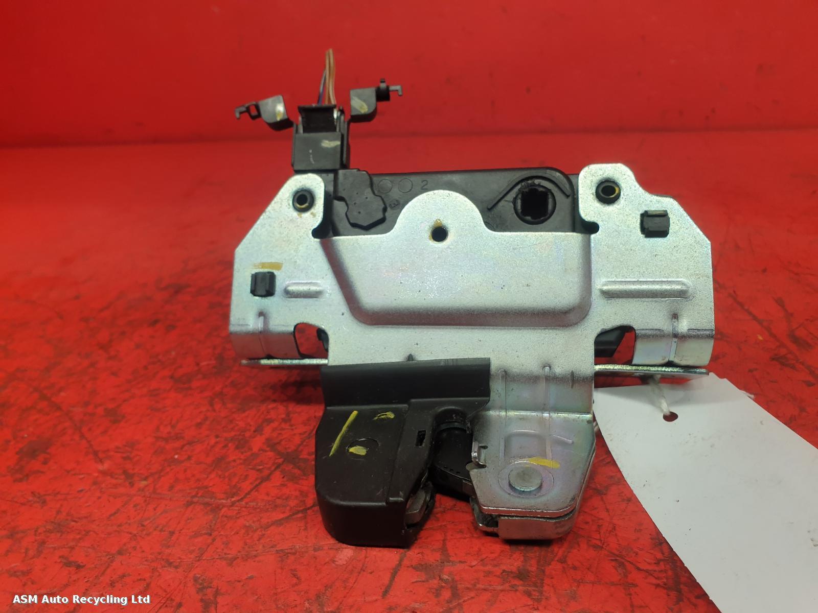 View Auto part Bootlid/Tailgate Lock Vauxhall Zafira 2011