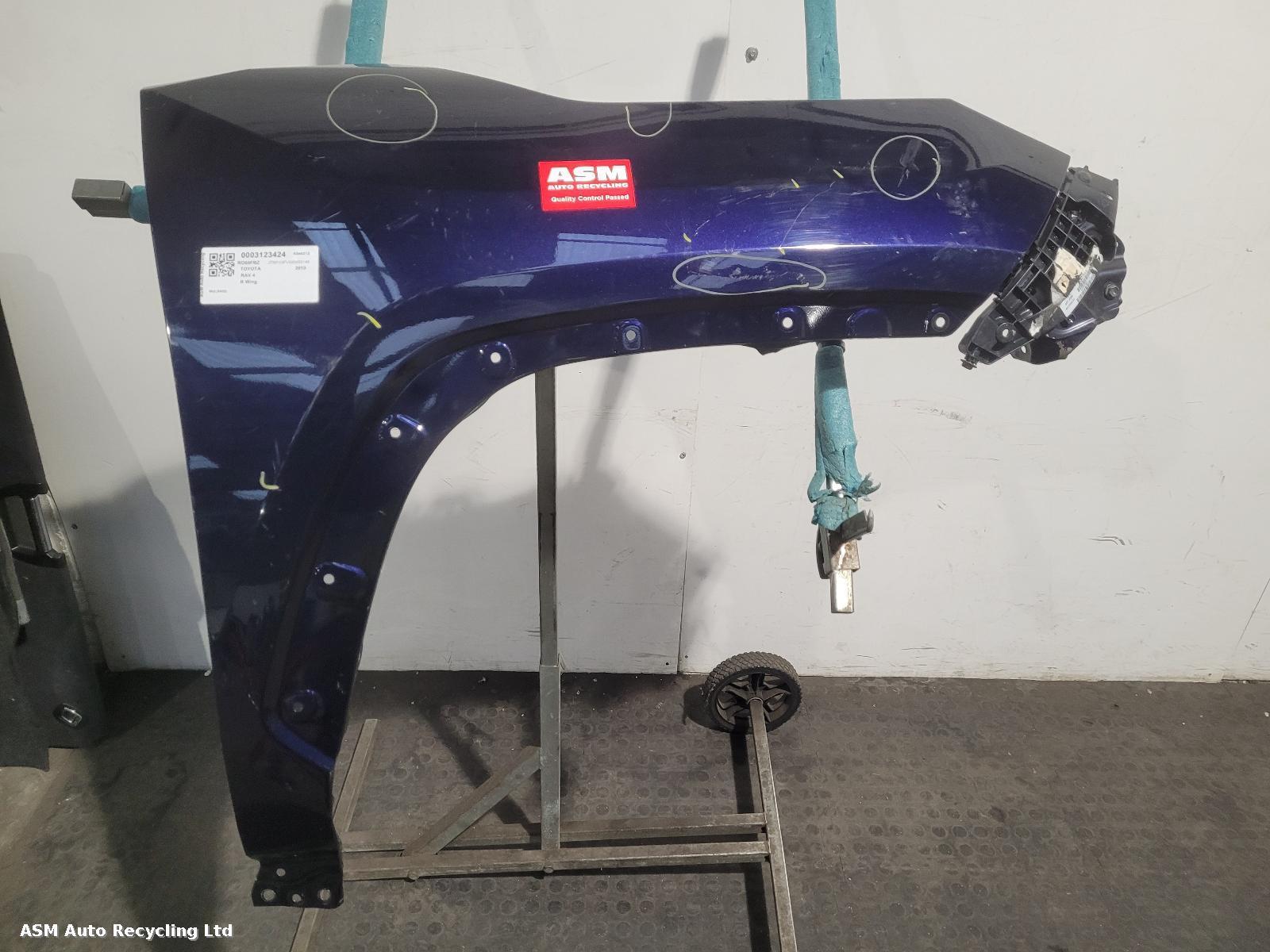 View Auto part R Wing Toyota Rav 4 2019