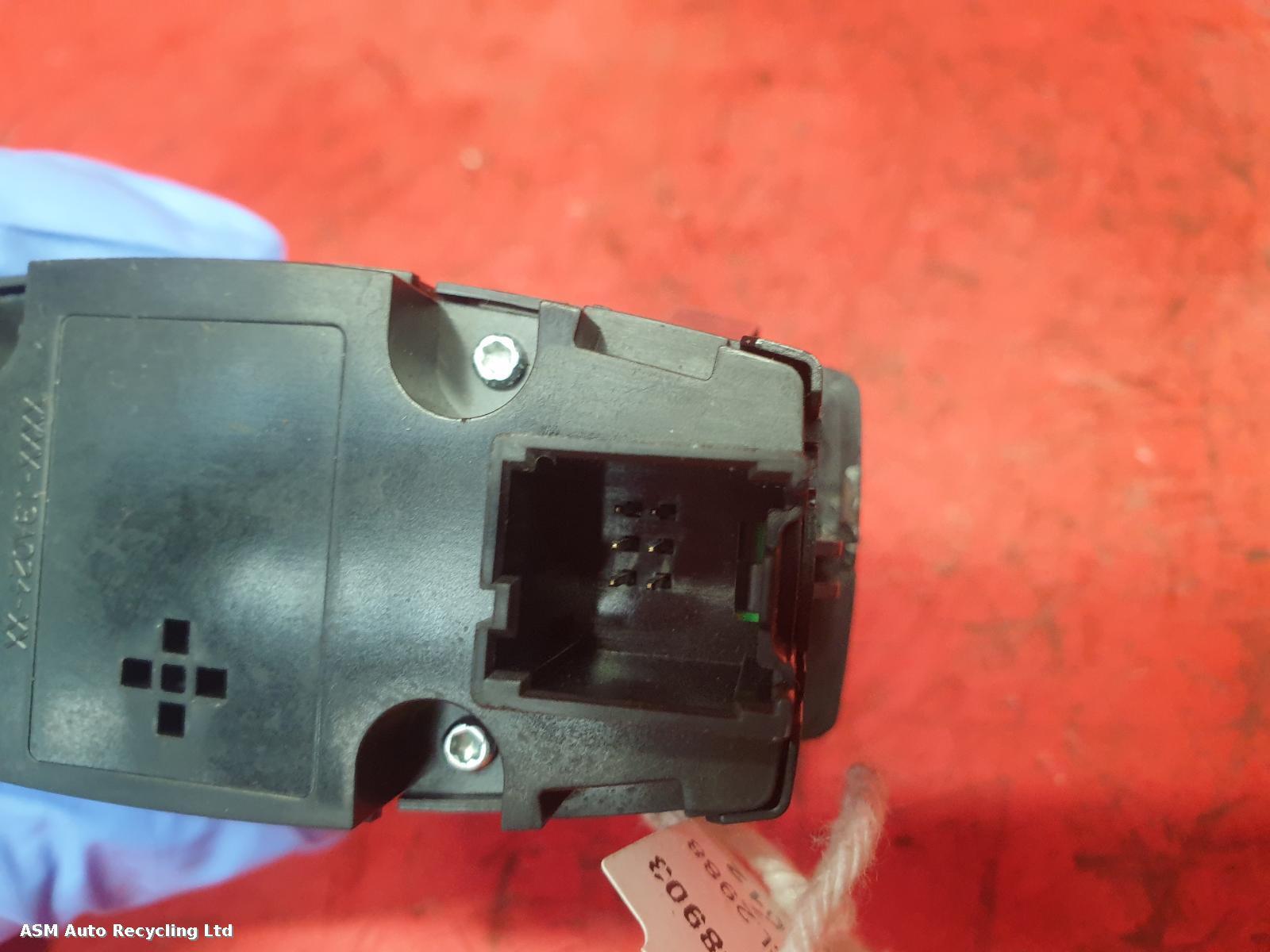 View Auto part Headlight Switch Ford Focus 2012