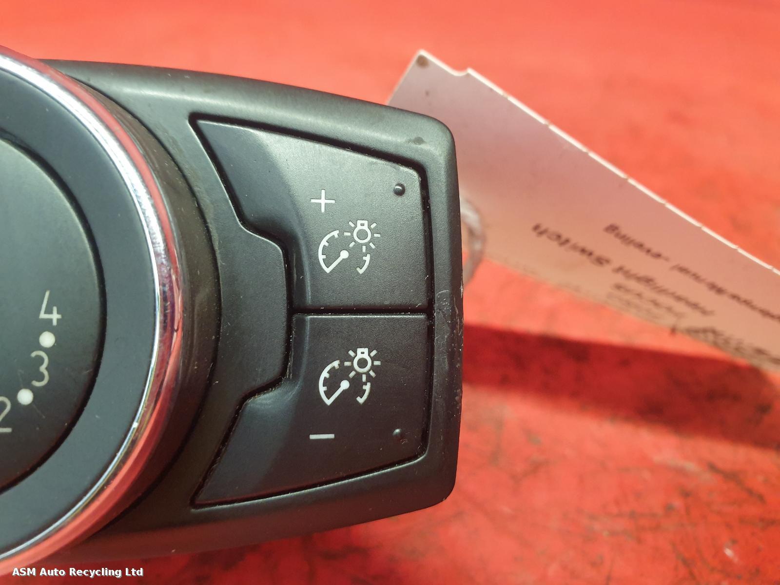 View Auto part Headlight Switch Ford Focus 2012