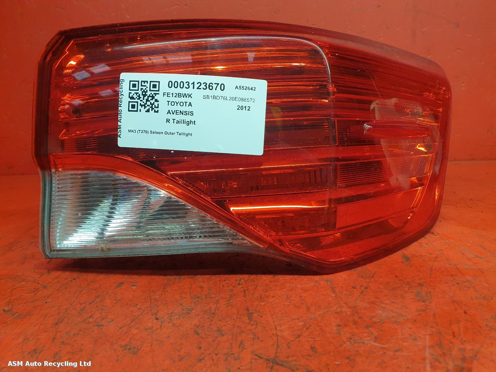 View Auto part R Taillight Toyota Avensis 2012