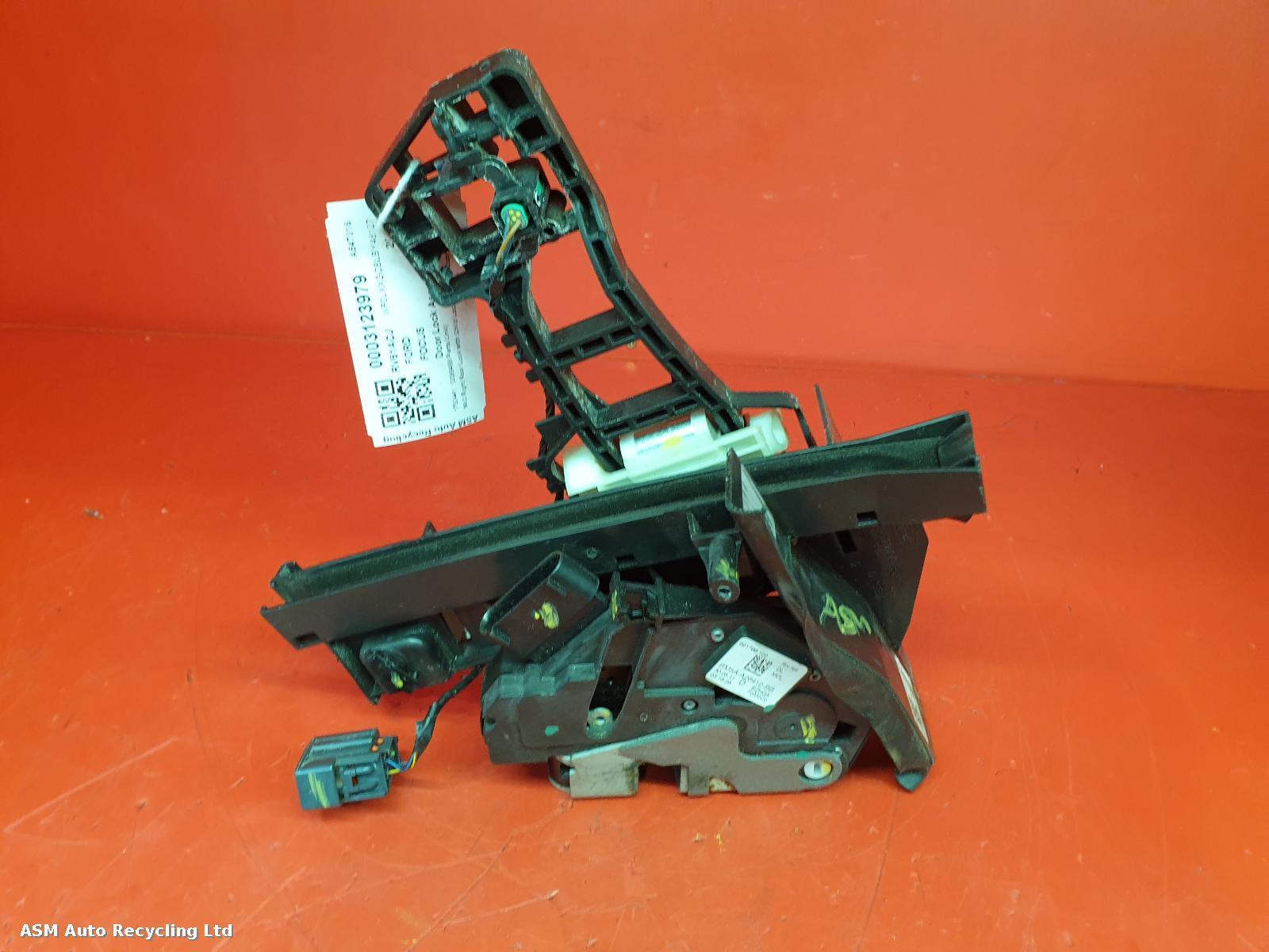 View Auto part Door Lock Assembly Ford Focus 2011
