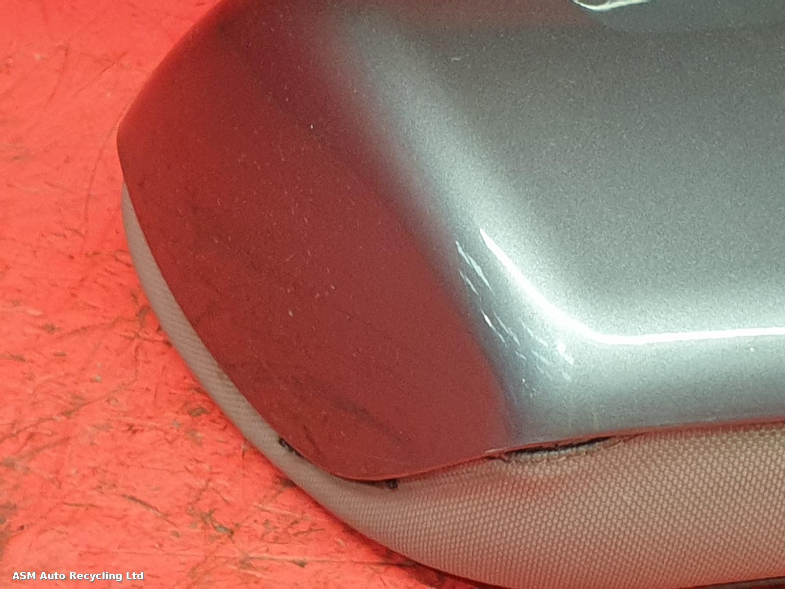 View Auto part 2nd Seat (Rear Seat) Aprilia Atlantic 2004