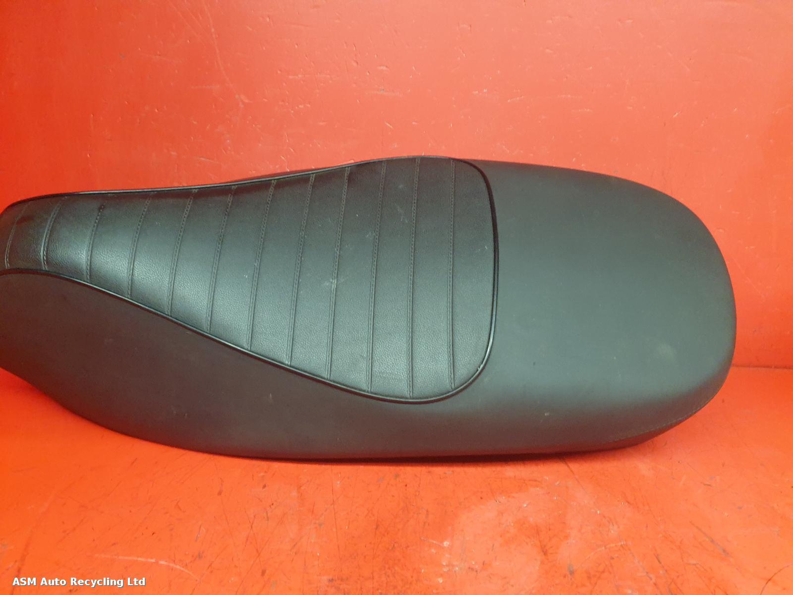View Auto part Front Seat Piaggio Vespa Gts 300 Supersport  2015