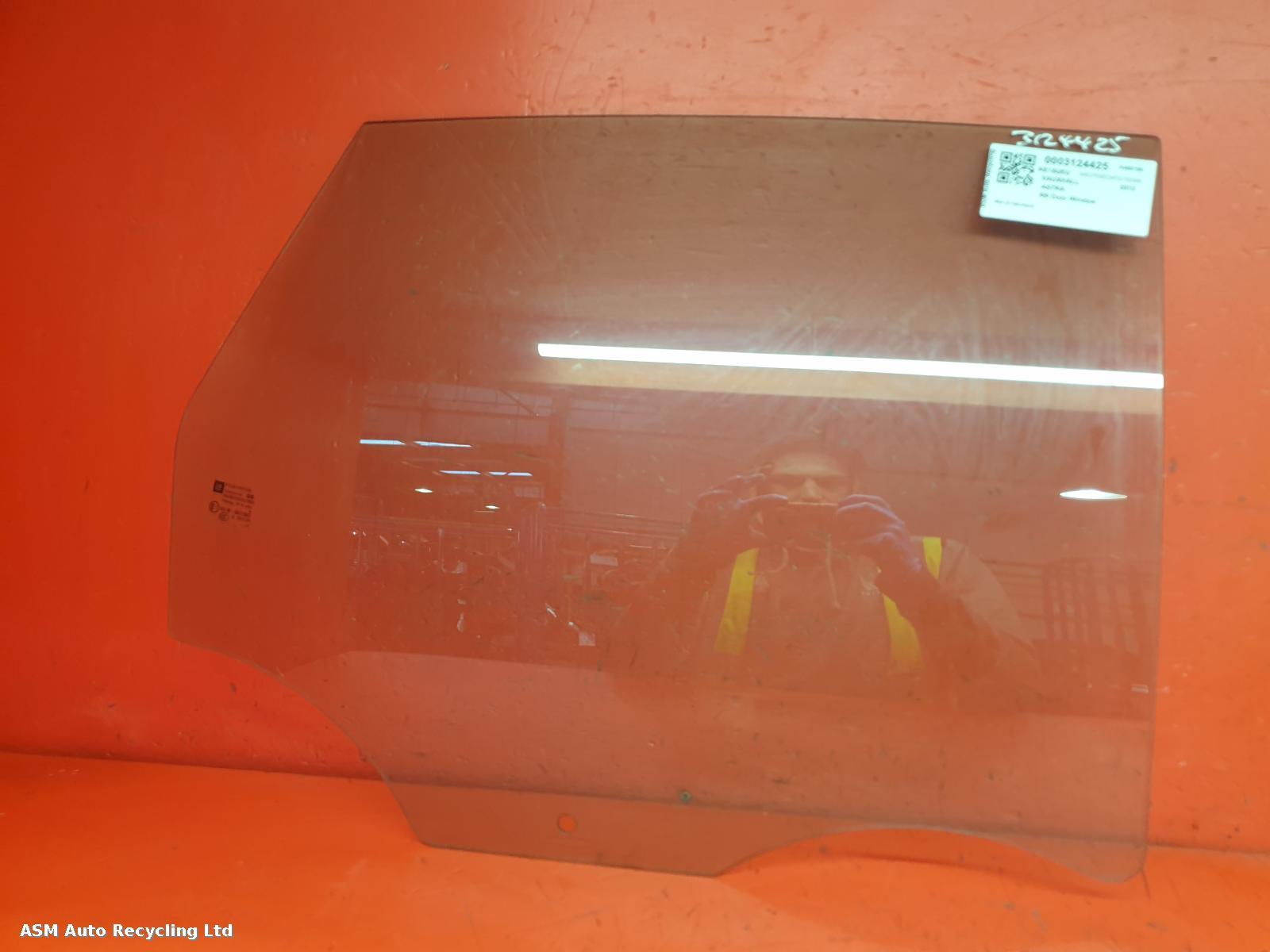 View Auto part RR Door Window Vauxhall Astra 2015