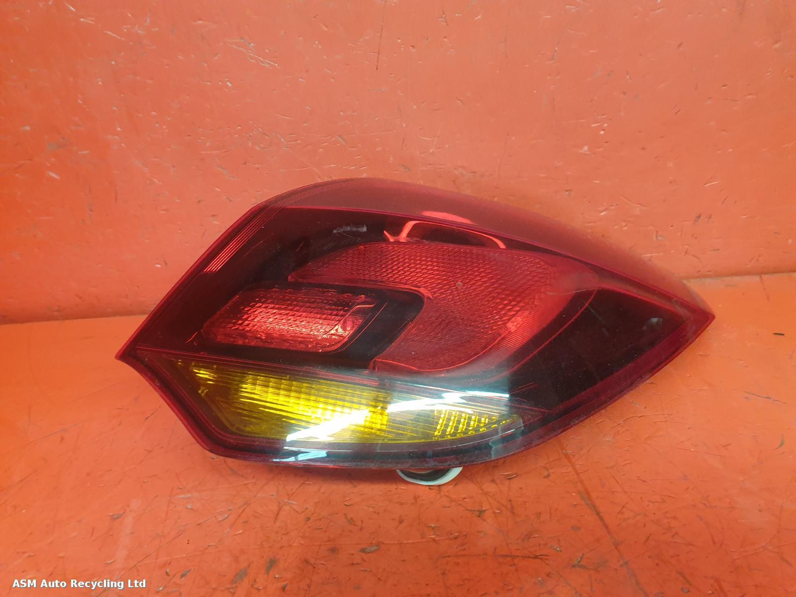 View Auto part R Taillight Vauxhall Astra 2015