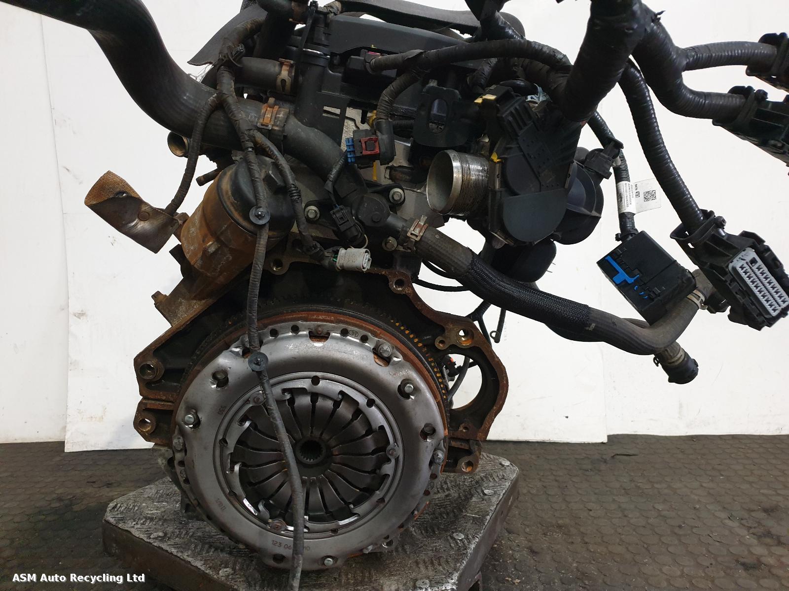View Auto part Engine Vauxhall Mokka 2015