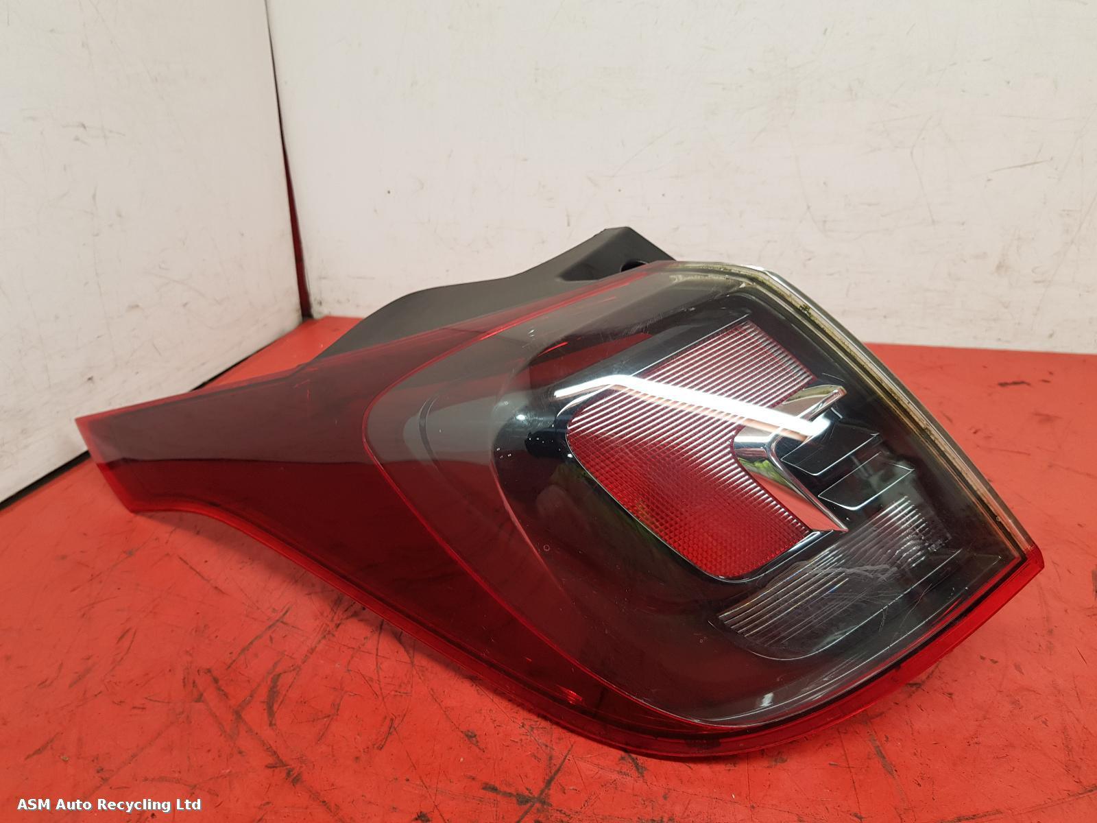 View Auto part L Taillight Vauxhall Crossland X 2018