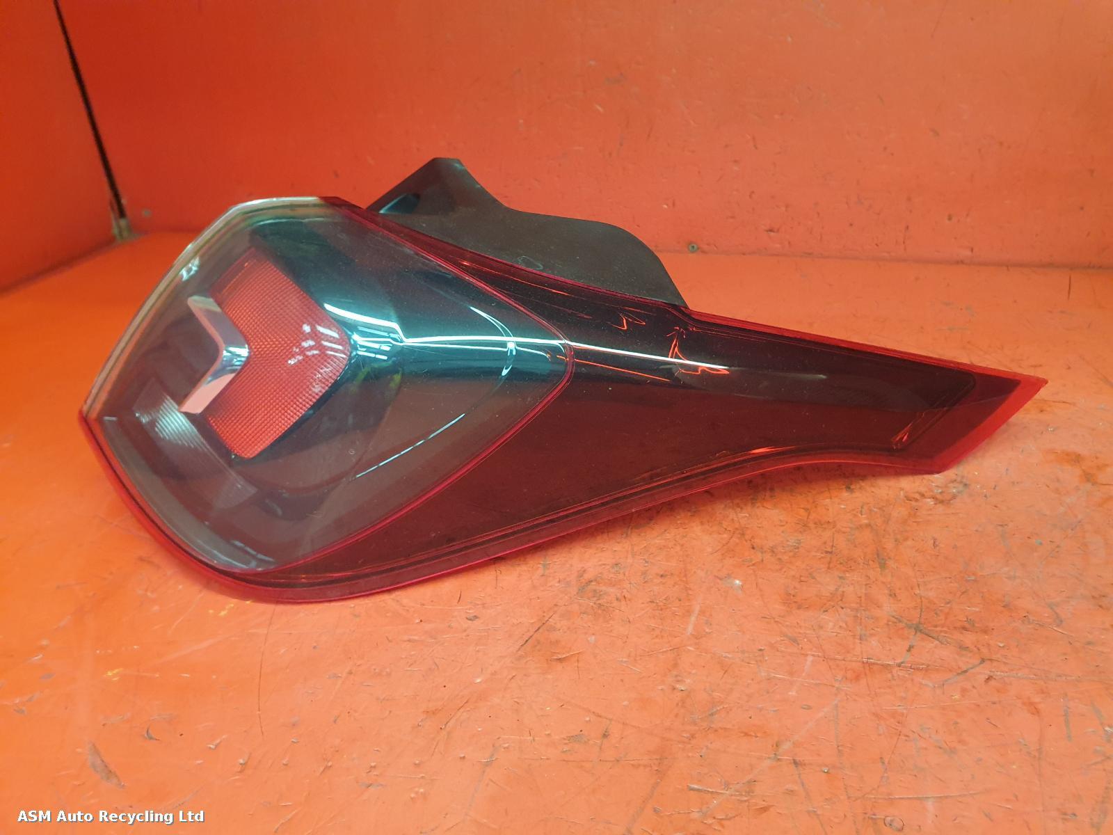 View Auto part R Taillight Vauxhall Crossland X 2018