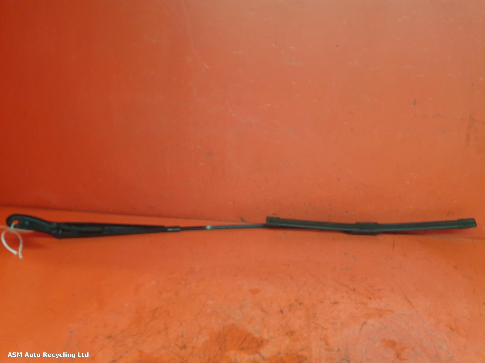 View Auto part Wiper Arm Vauxhall Crossland X 2018