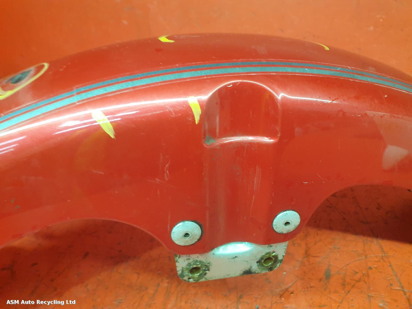 View Auto part Front Mudguard Yamaha Ybr 125 2012