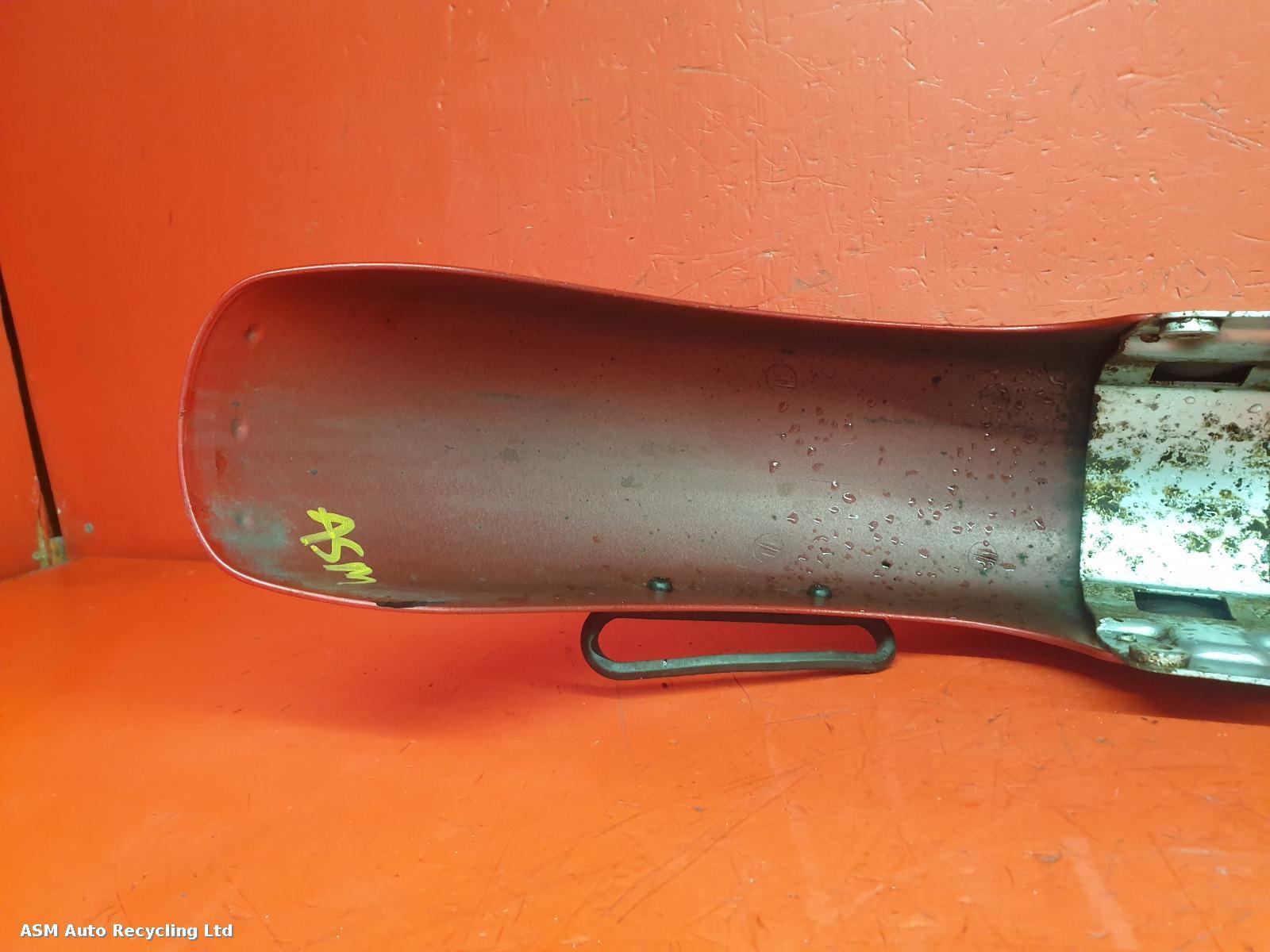 View Auto part Front Mudguard Yamaha Ybr 125 2012