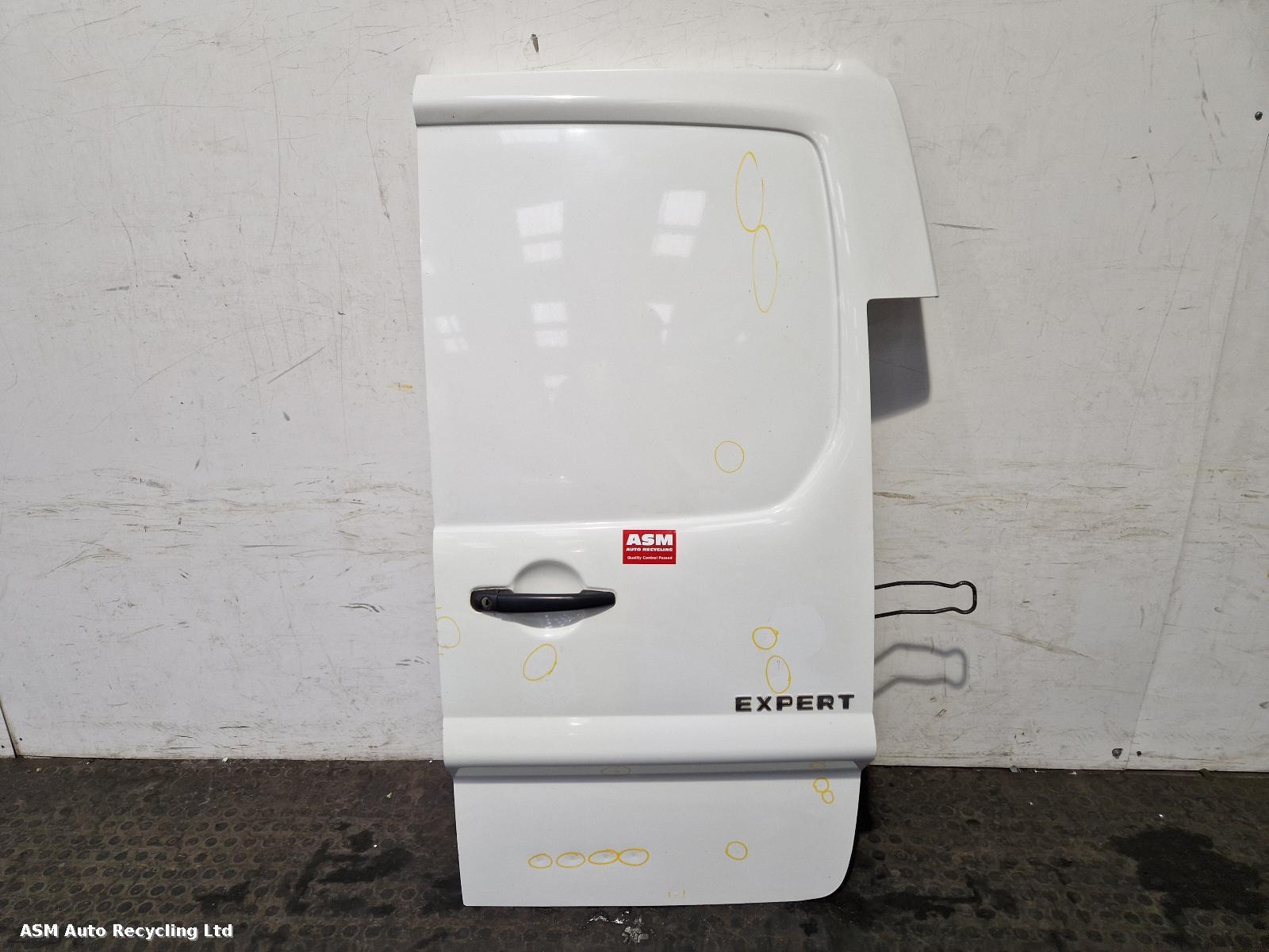 View Auto part R Rear Door Peugeot Expert 2009