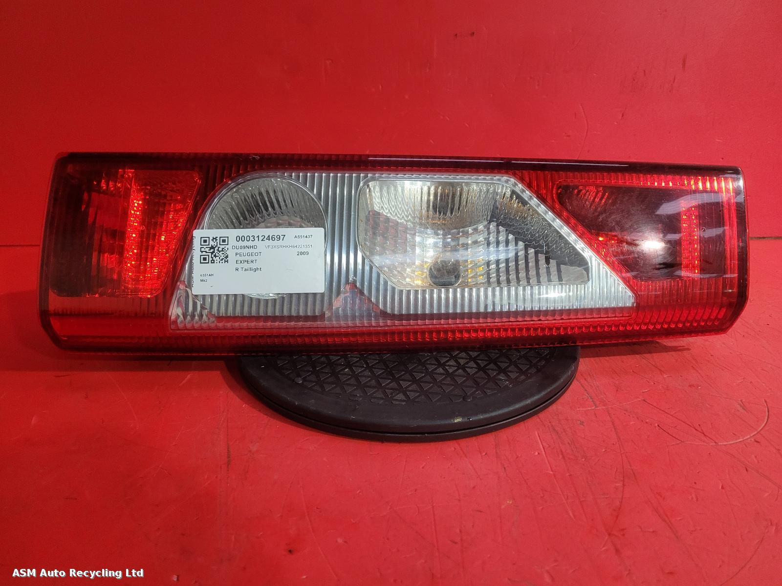 View Auto part R Taillight Peugeot Expert 2009