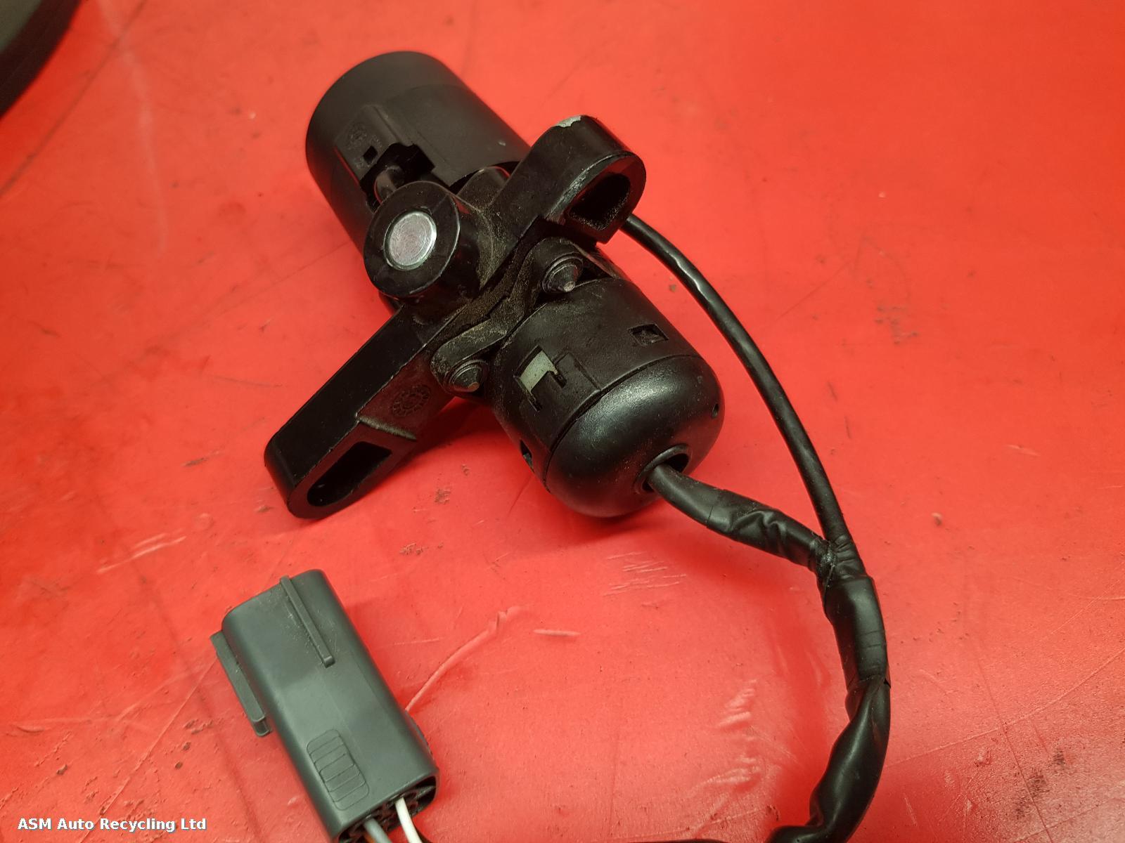 View Auto part Comp.Lock Set + Keys Triumph Tiger 900 Gt Pro 2024