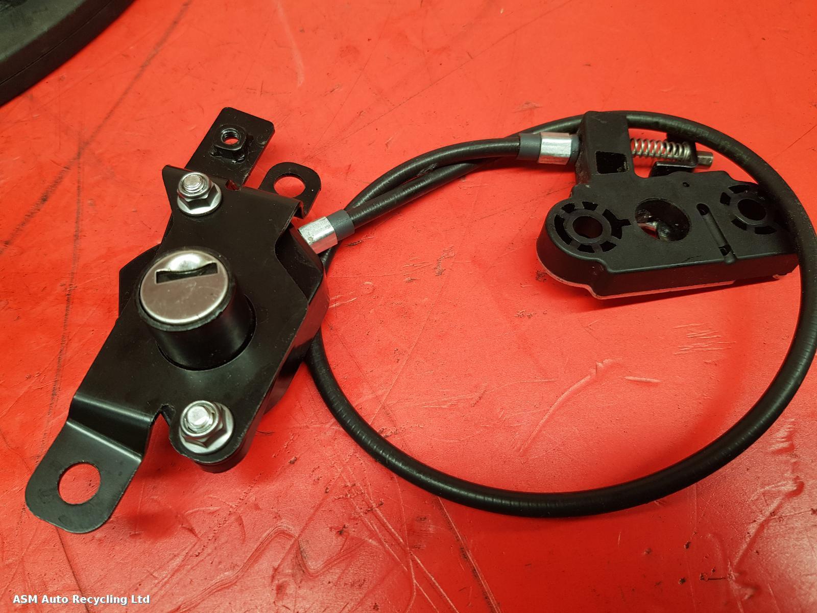 View Auto part Comp.Lock Set + Keys Triumph Tiger 900 Gt Pro 2024