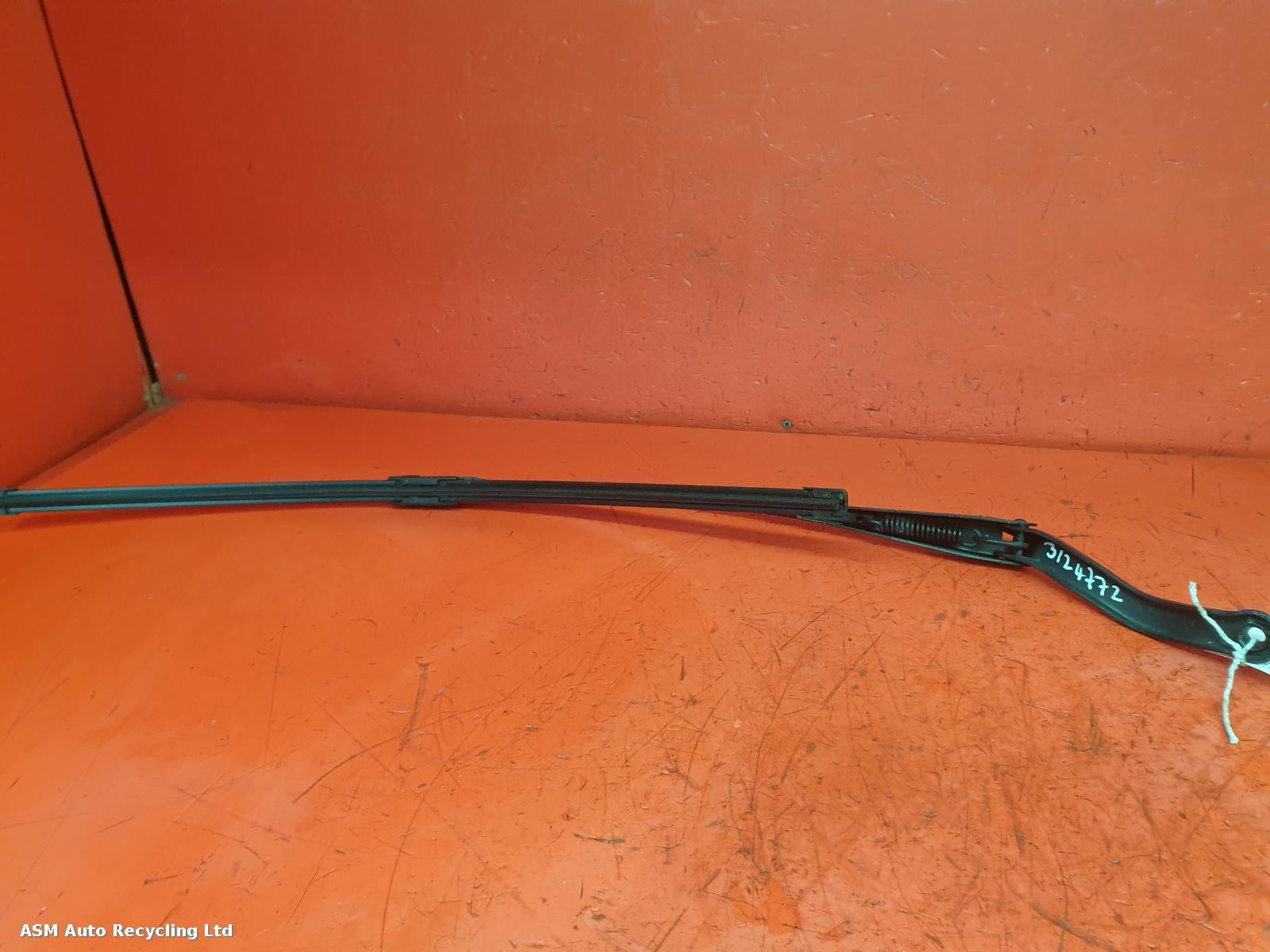 View Auto part Wiper Arm Vauxhall Corsa 2016