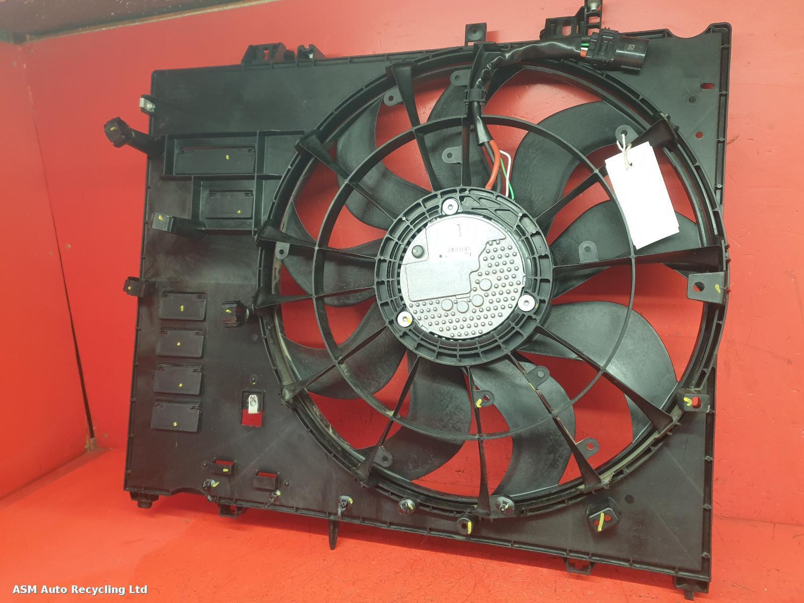View Auto part Engine Cooling Motor Land Rover Discovery 2024