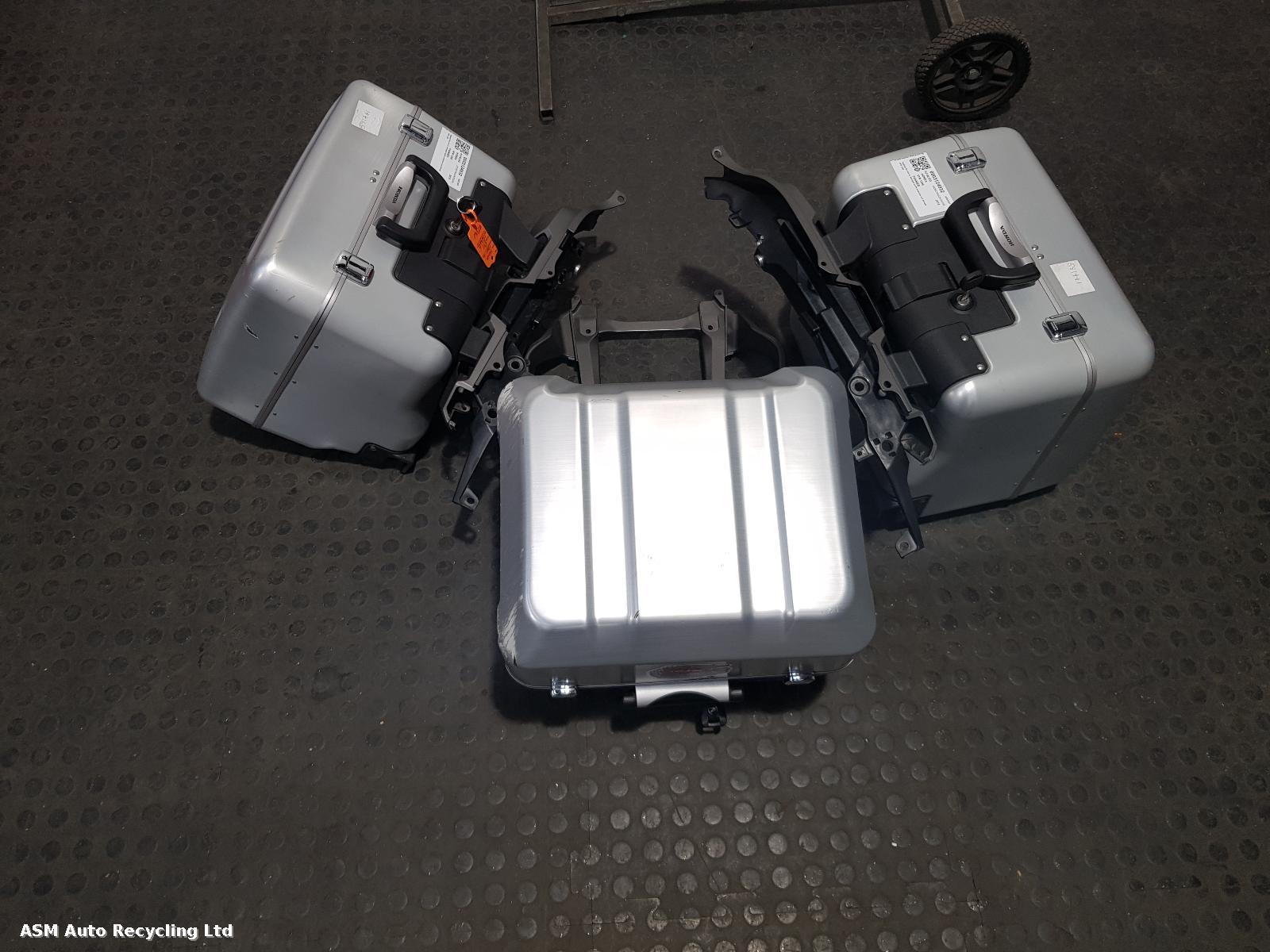 View Auto part PANNIER Honda Vfr 1200 2016