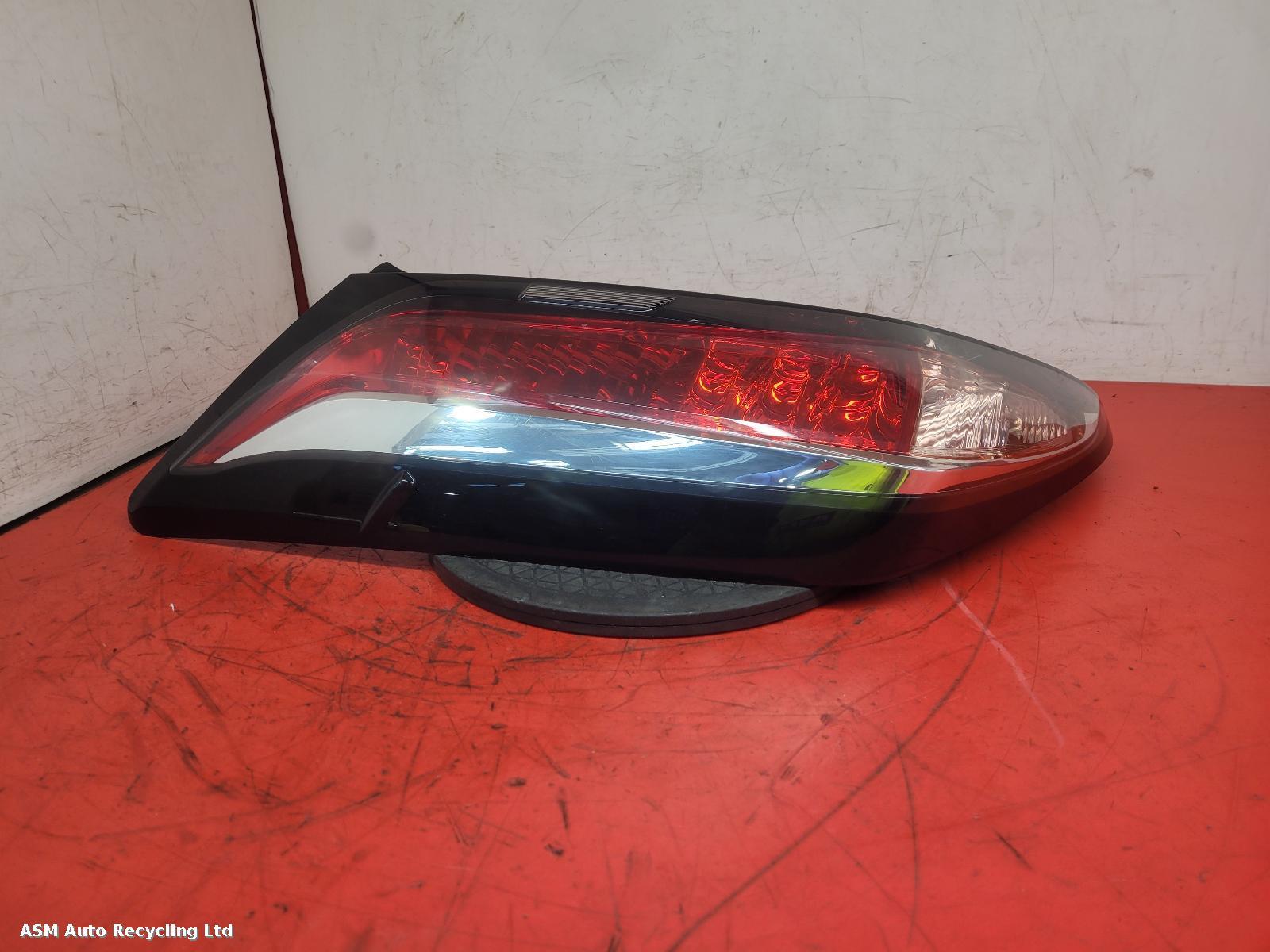 View Auto part L Taillight Toyota Aygo 2014