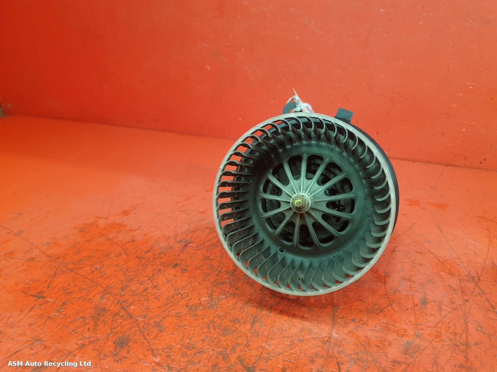 View Auto part Heater Motor/Assembly Mercedes C Class 2008