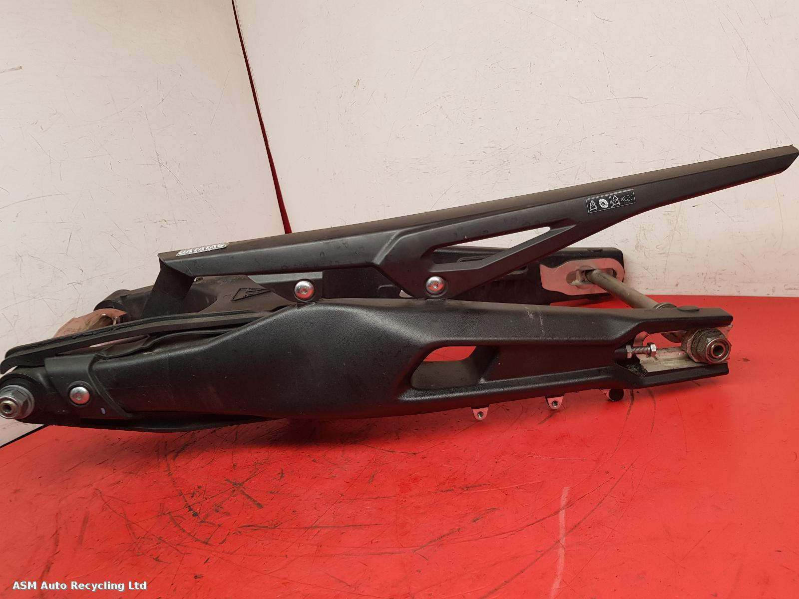 2024 Triumph Tiger 900 Gt Pro Swing Arm View Auto part Swing Arm Triumph Tiger 900 Gt Pro 2024