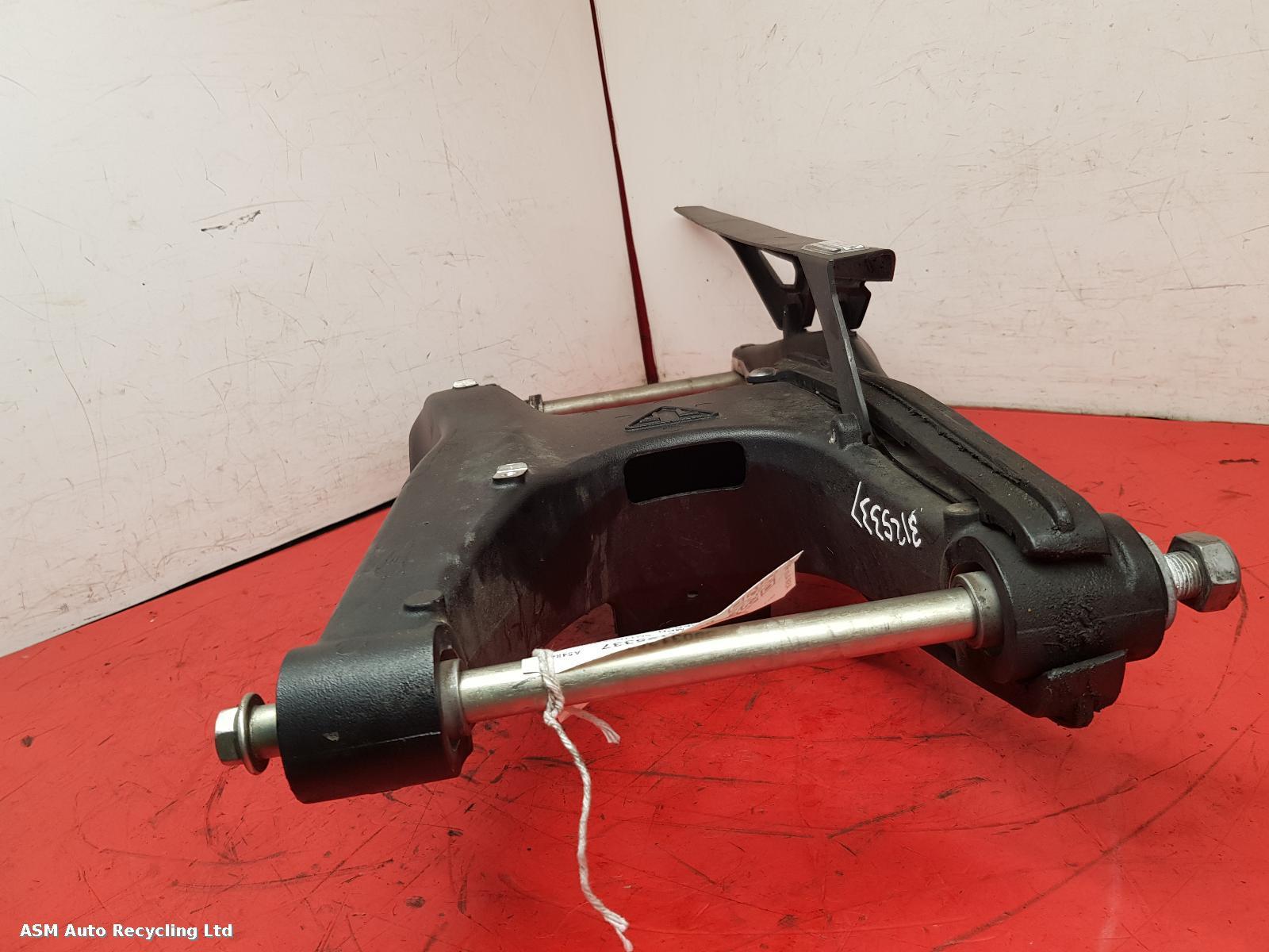 2024 Triumph Tiger 900 Gt Pro Swing Arm View Auto part Swing Arm Triumph Tiger 900 Gt Pro 2024
