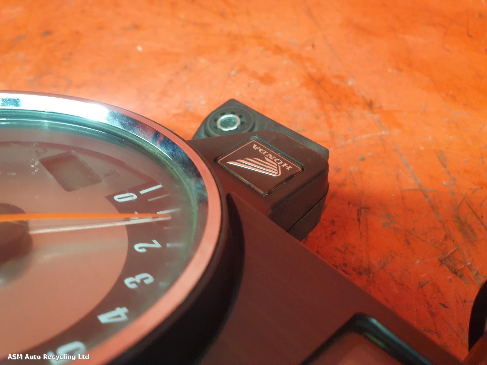 View Auto part Speedometer Honda Cb 600 Hornet 2000