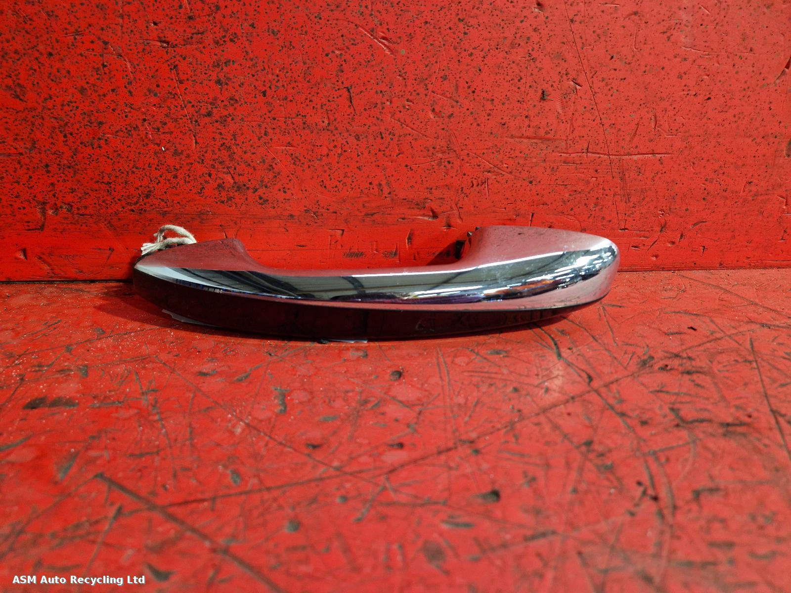View Auto part Door Handle Mercedes E Class 2018