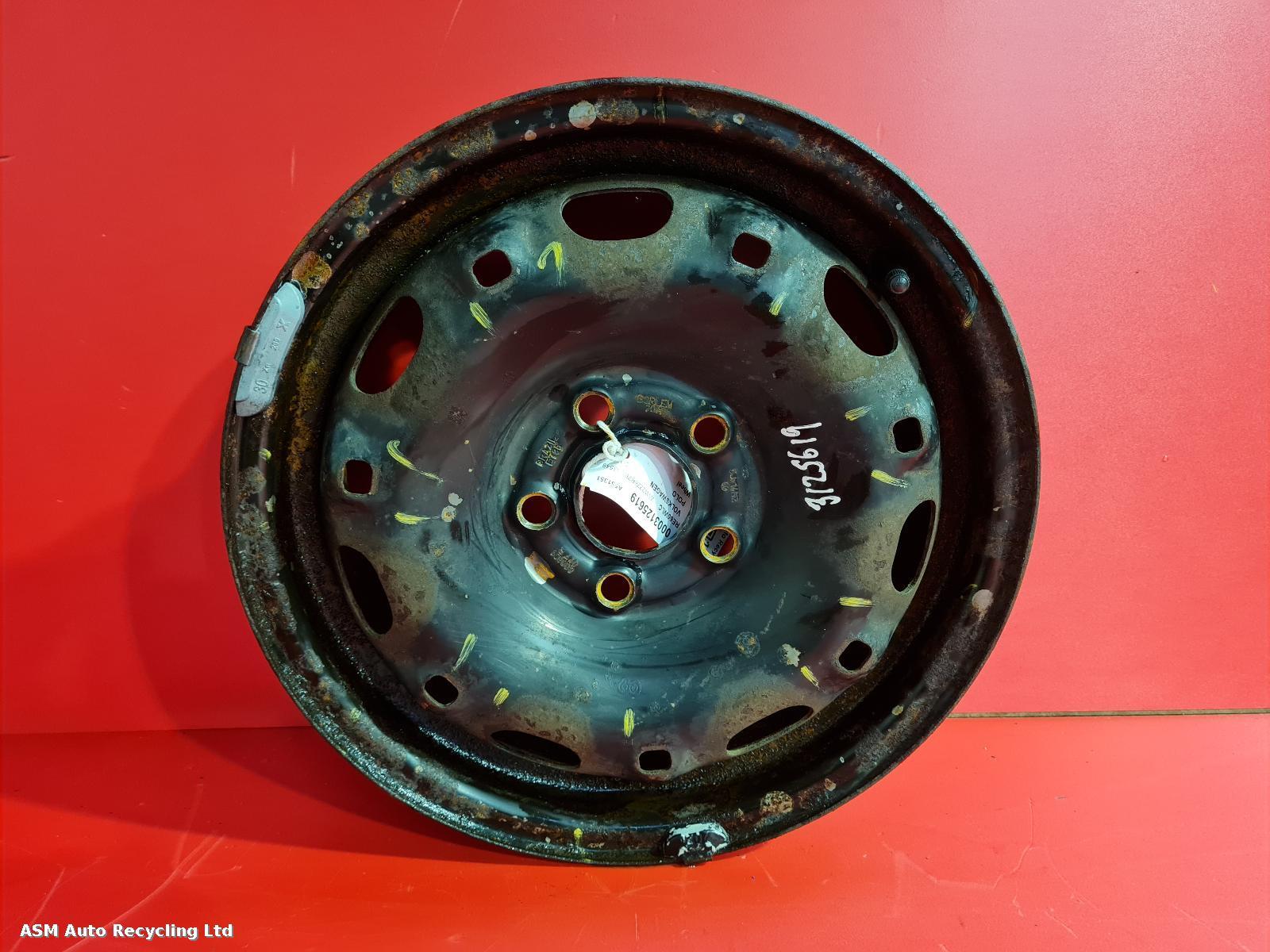 View Auto part Wheel Volkswagen Polo 2011