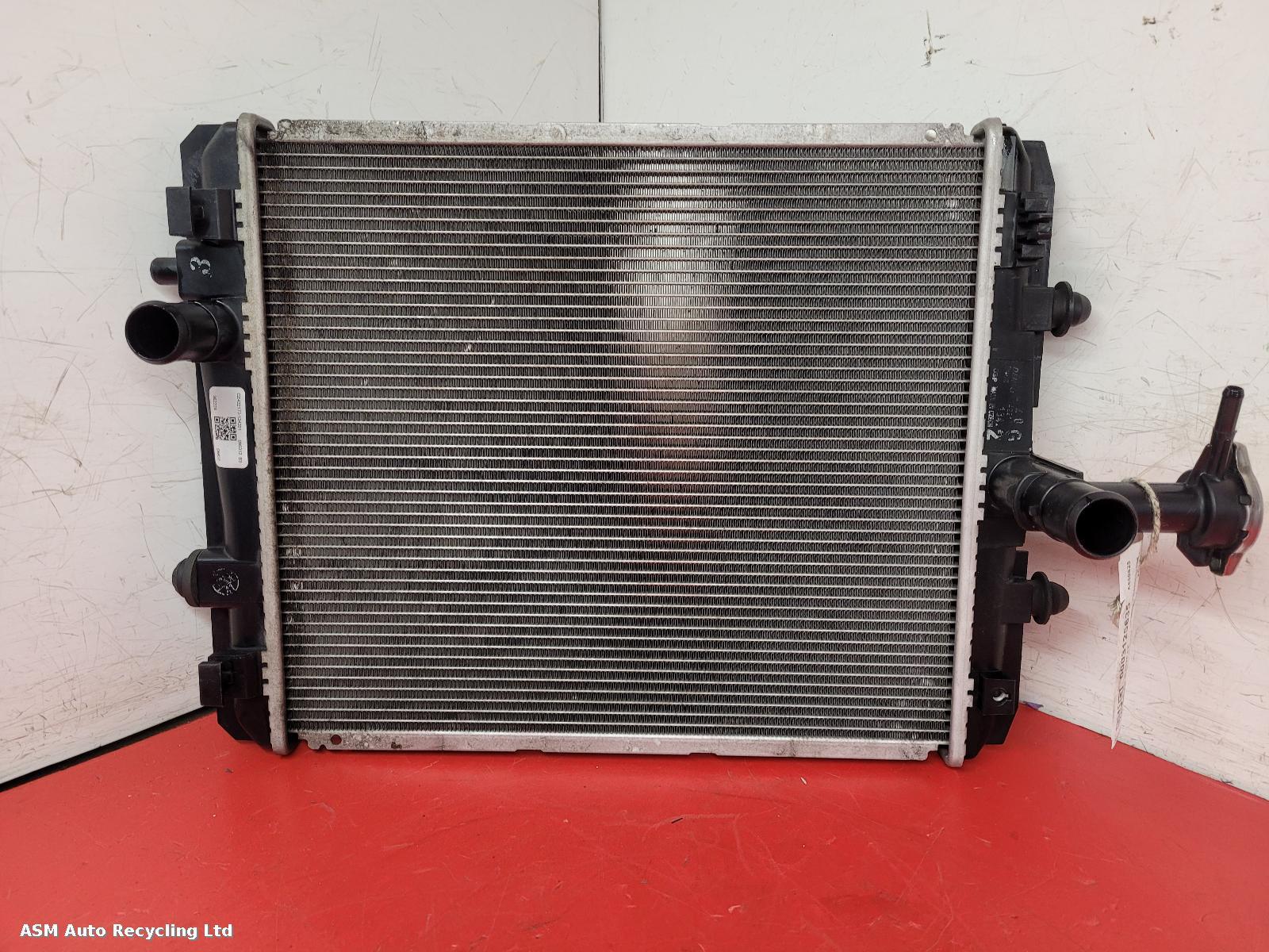 View Auto part Radiator Peugeot 107 2012