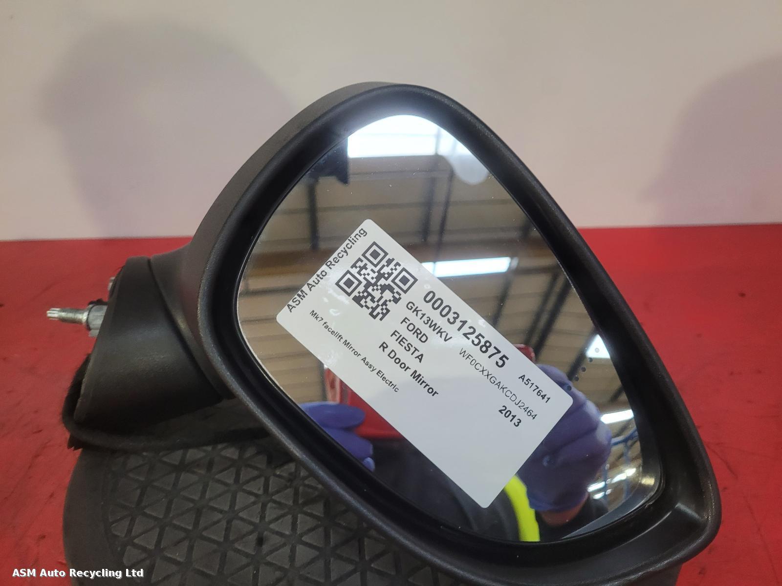 View Auto part R Door Mirror Ford Fiesta 2013
