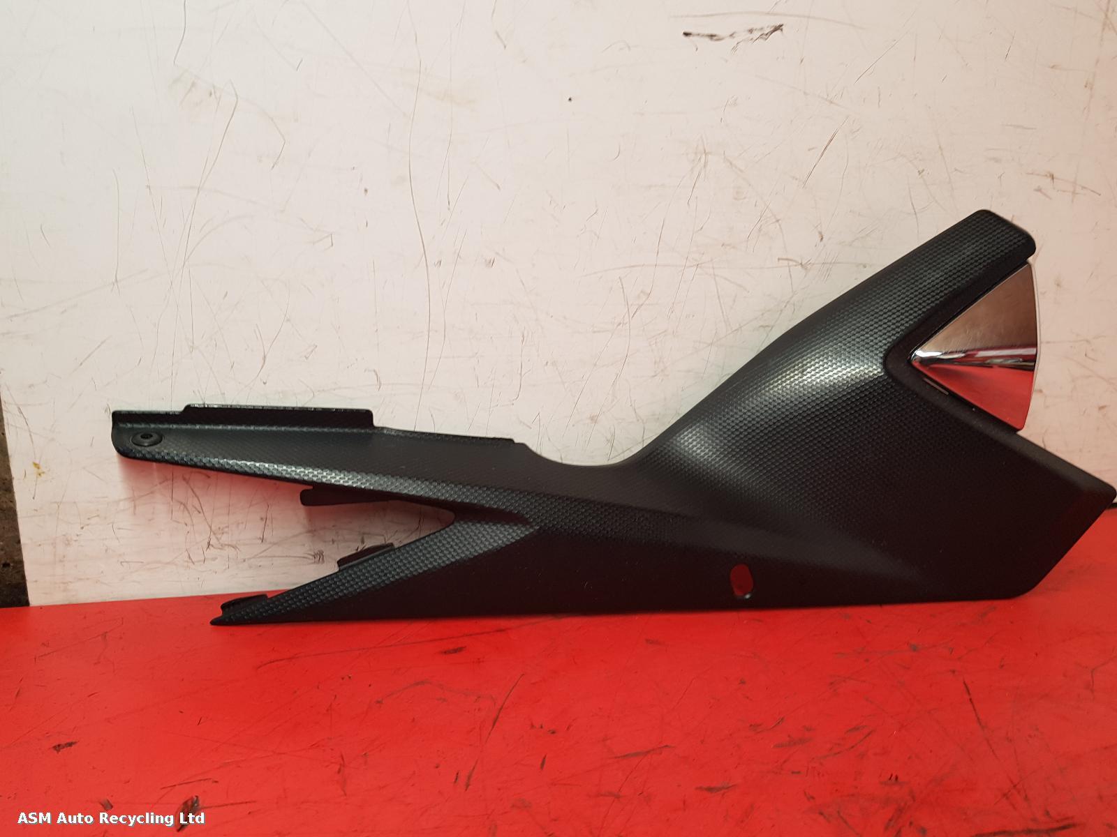 View Auto part Side Panel Right Suzuki Gsf 2010